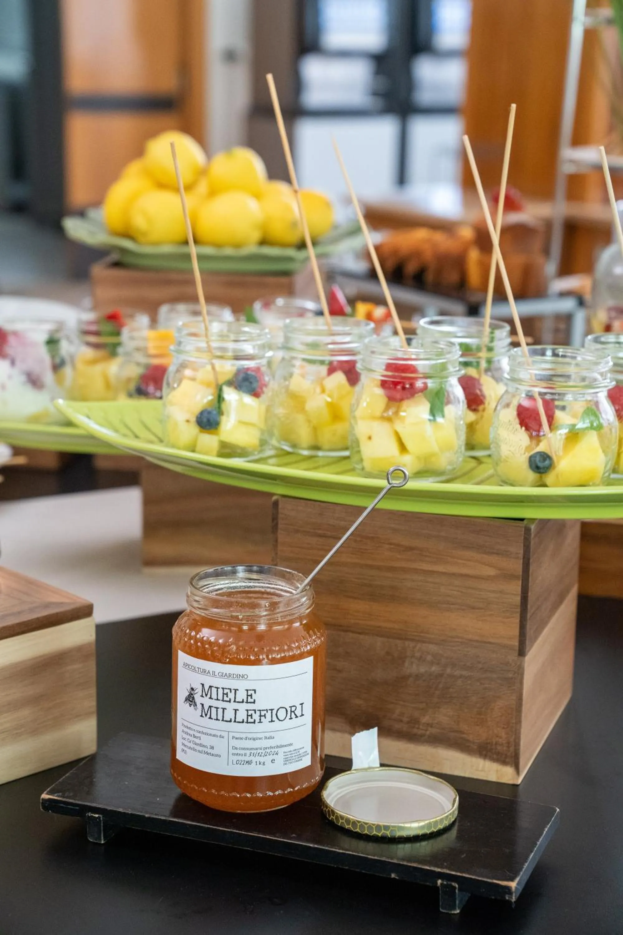 Buffet breakfast in Clipper