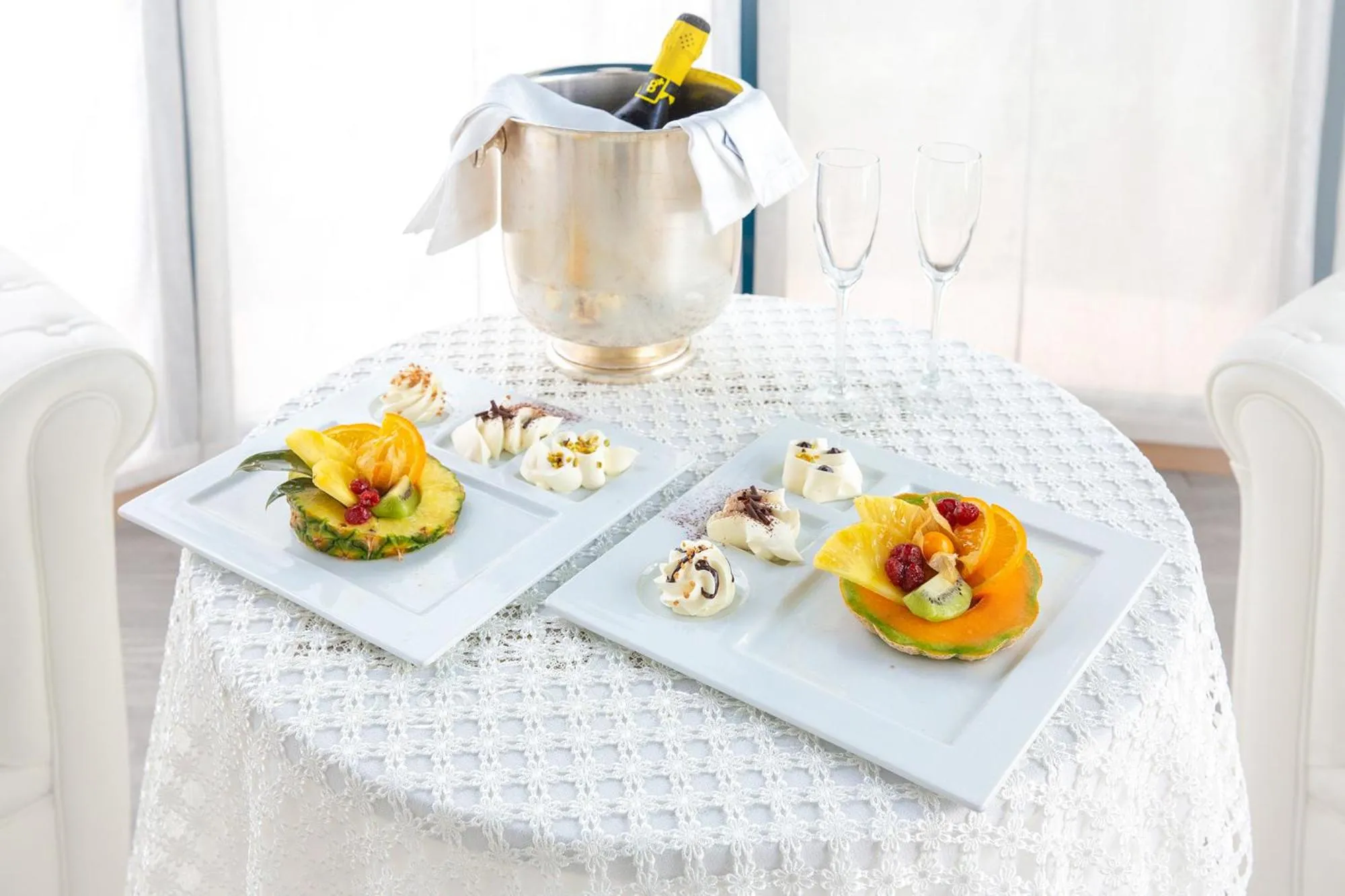 Food and drinks in Maison Reale