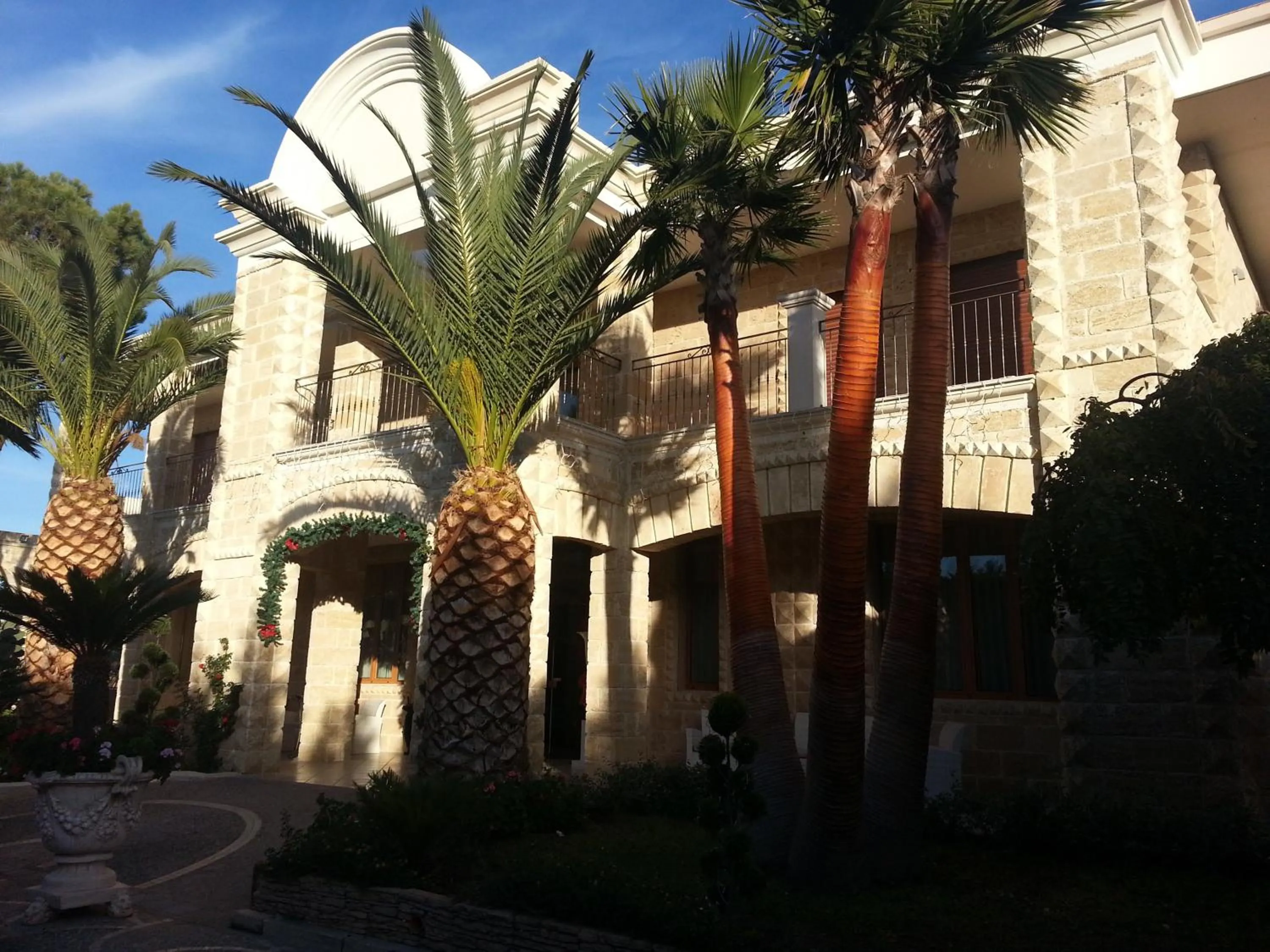 Facade/entrance in Maison Reale