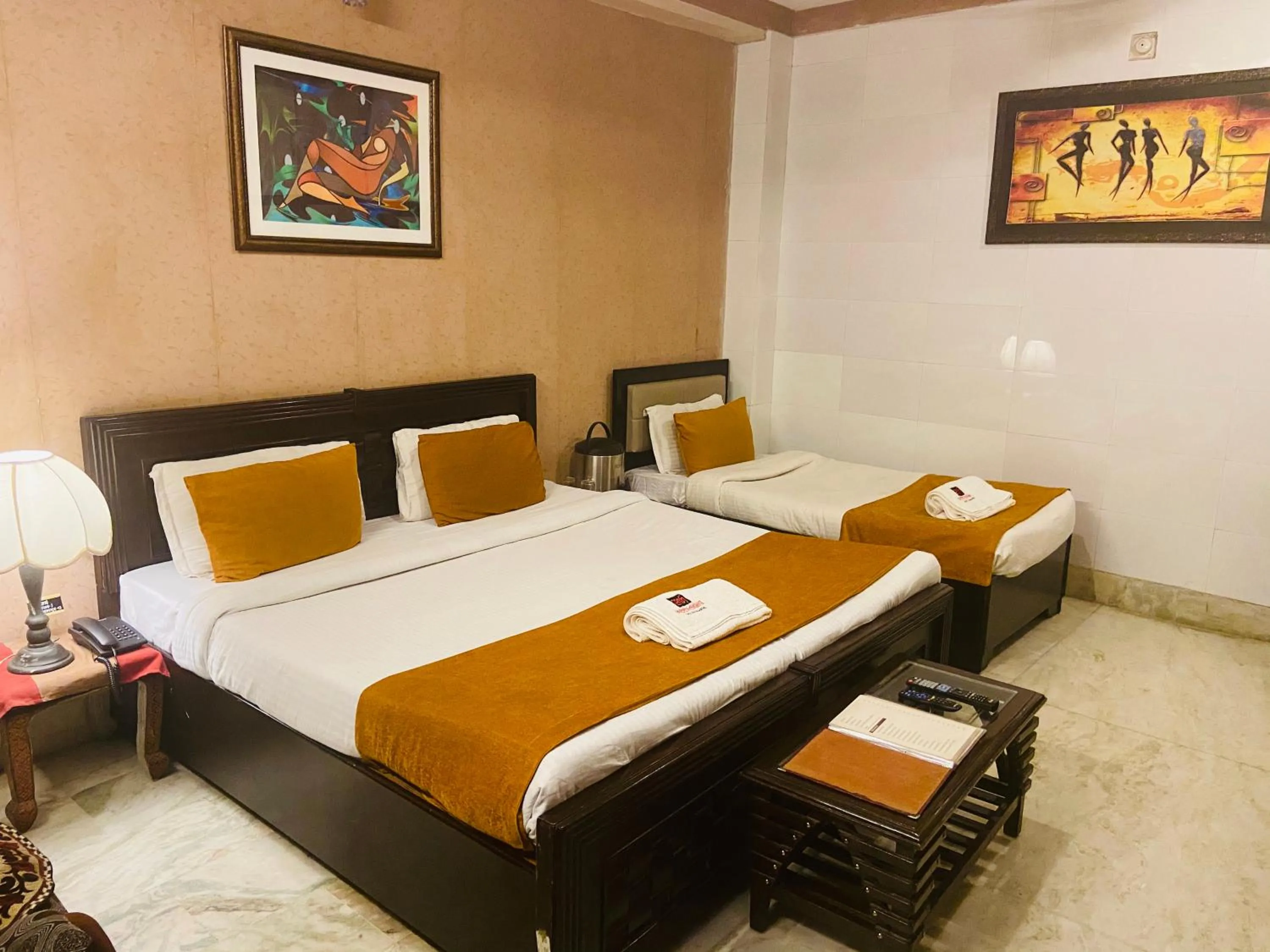 Bed in Hotel Meenakshi Udaipur - Family Preffered Hotel