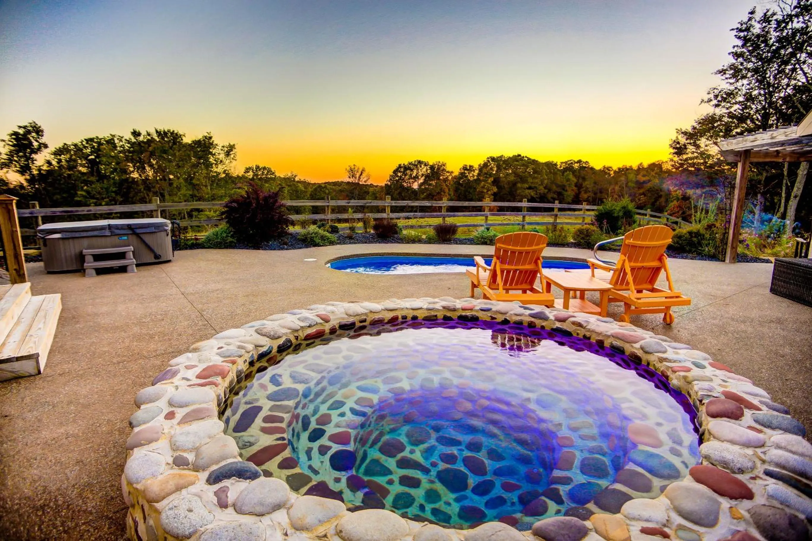 Hot Tub in Cherry Ridge Retreat Luxury Cabins