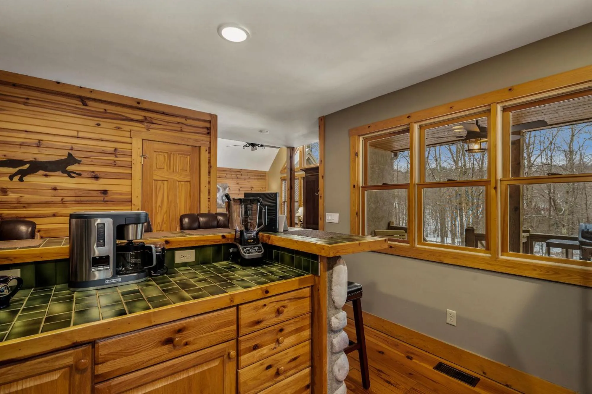 kitchen in Cherry Ridge Retreat Luxury Cabins