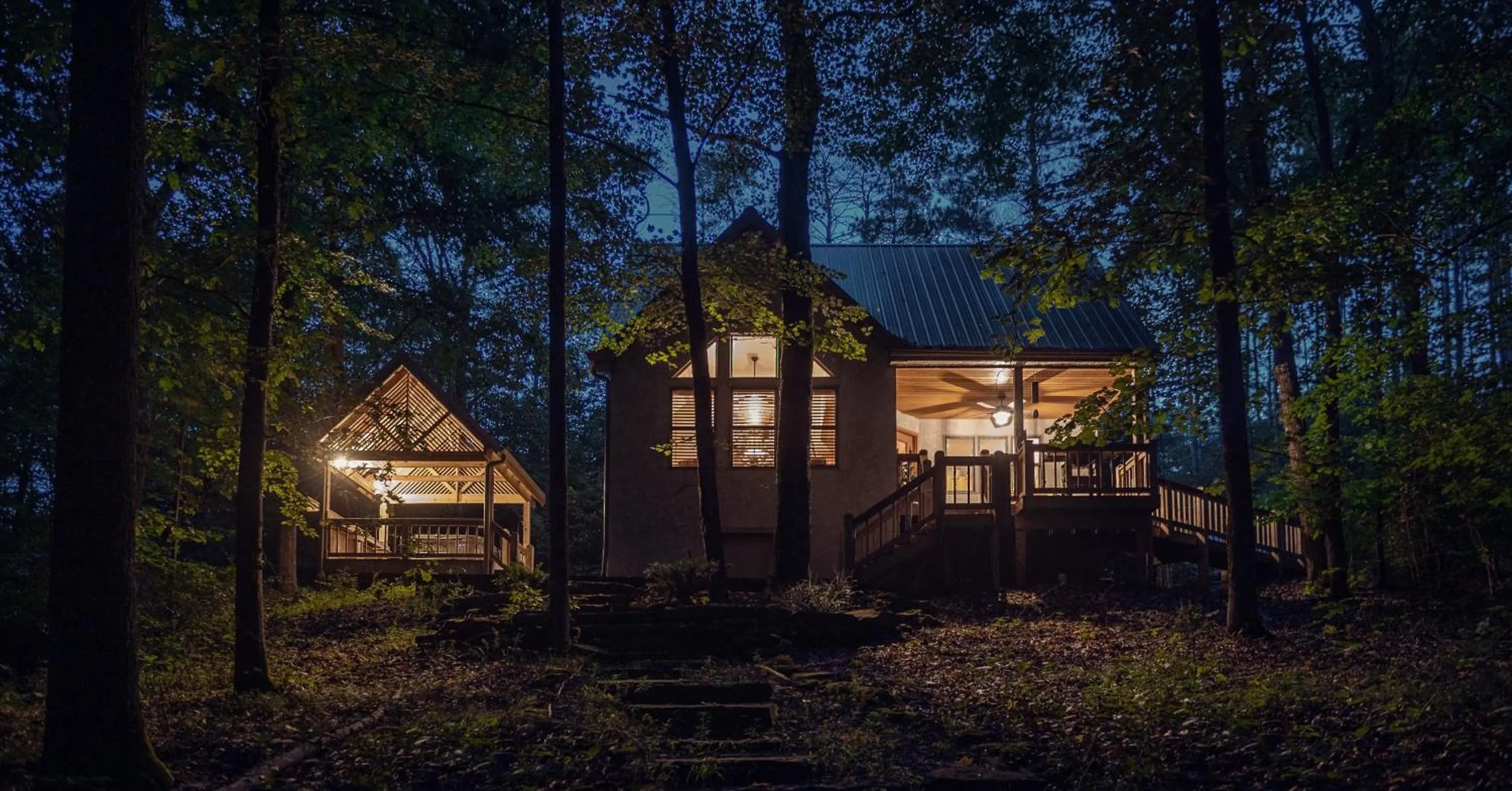 Night in Cherry Ridge Retreat Luxury Cabins