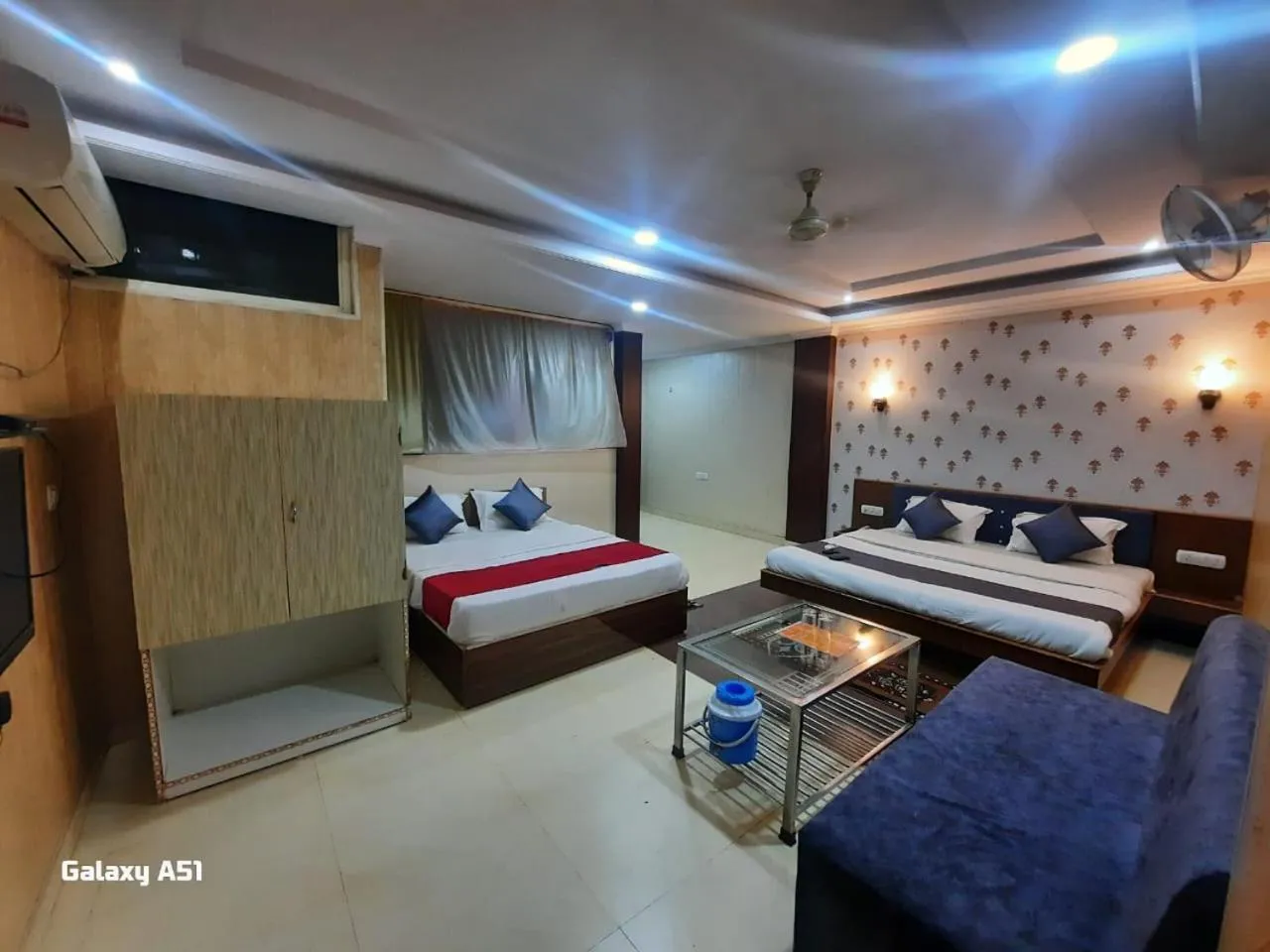 Bed in Hotel Rock View