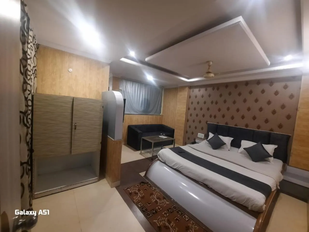 Bed in Hotel Rock View