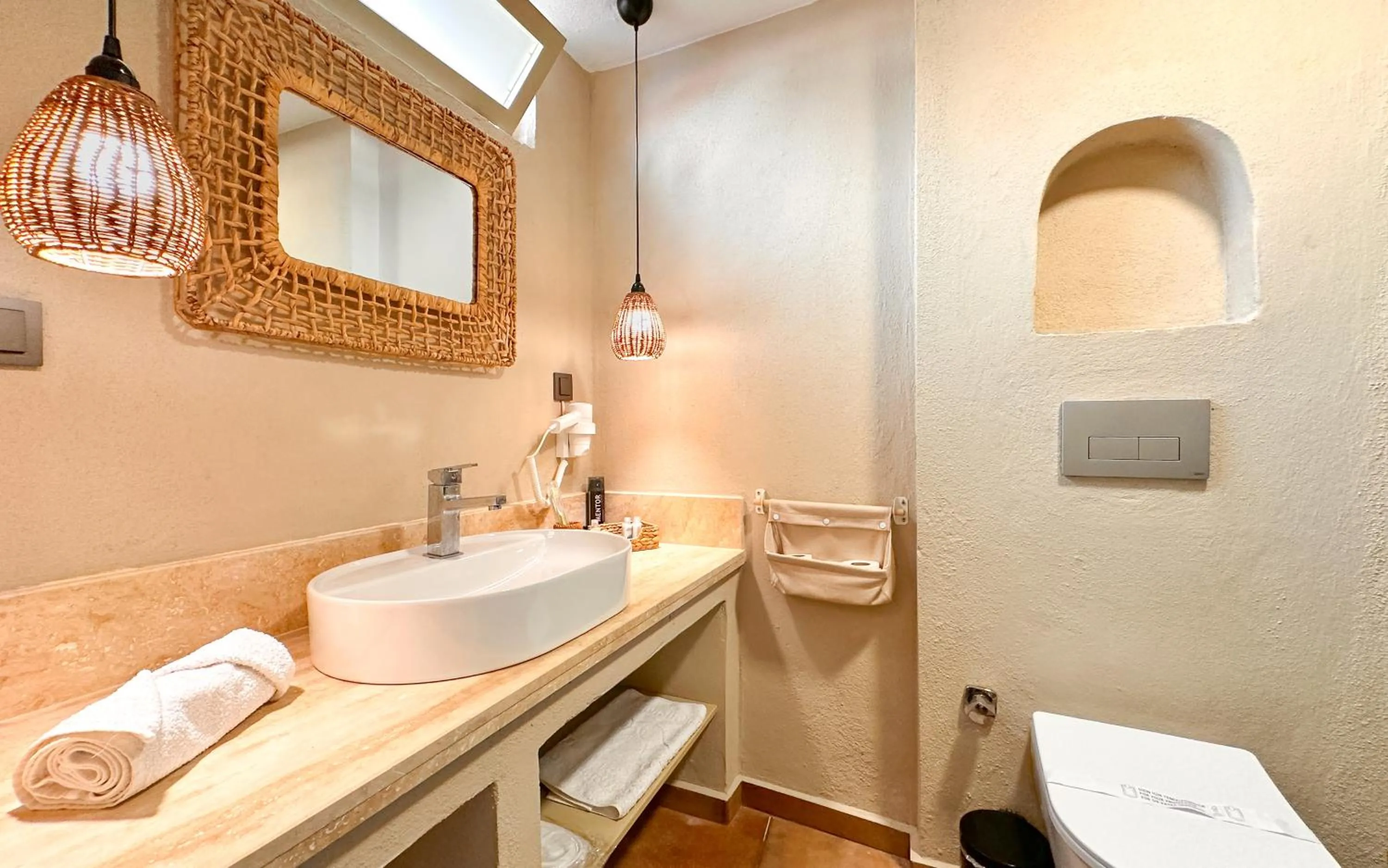 Toilet in The Easy Rooms Terrace