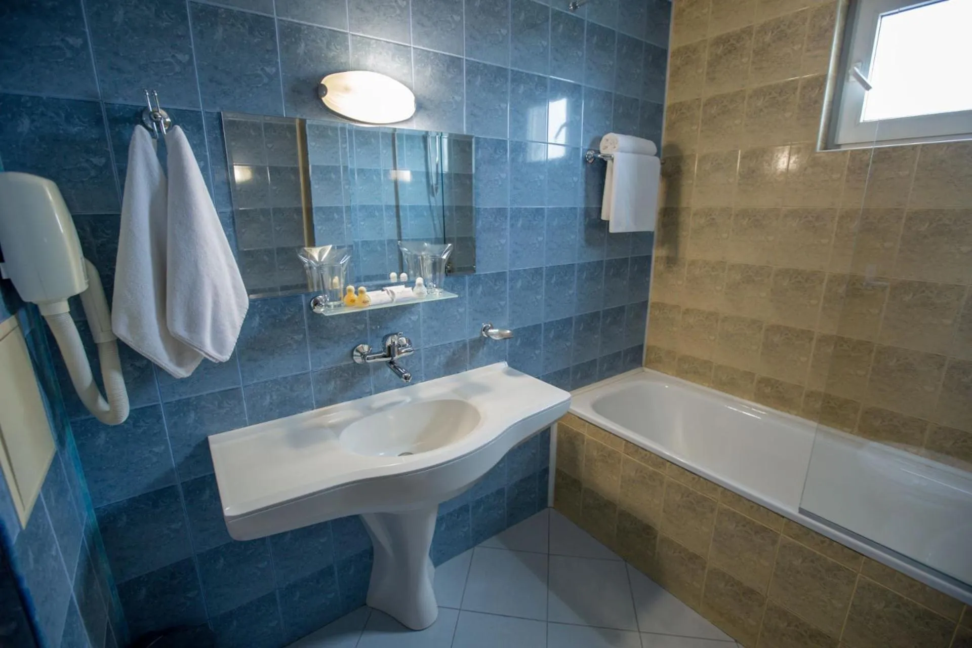 Terra Europe Brontes Hotel