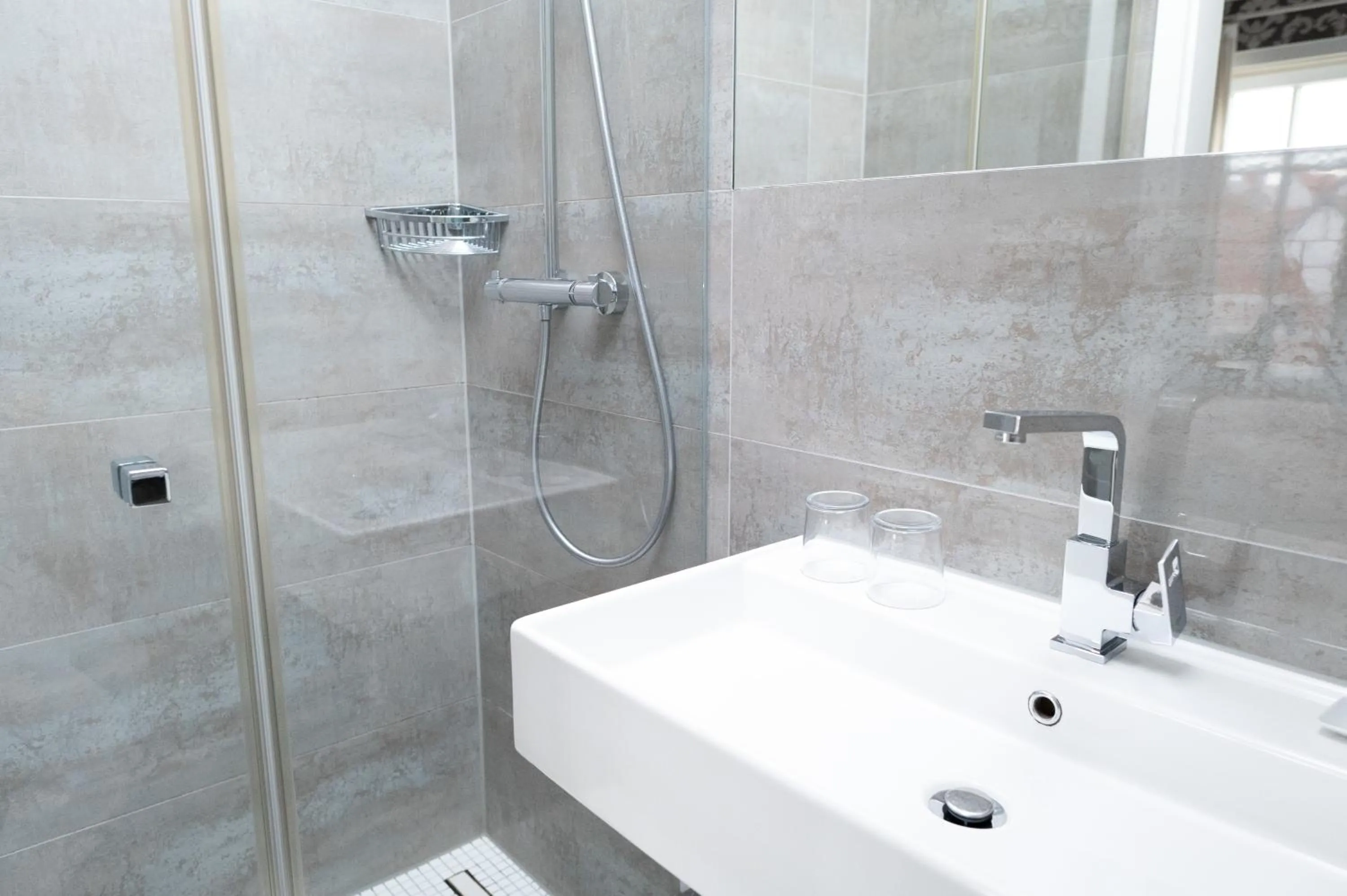 Bathroom in Hotel No. 11