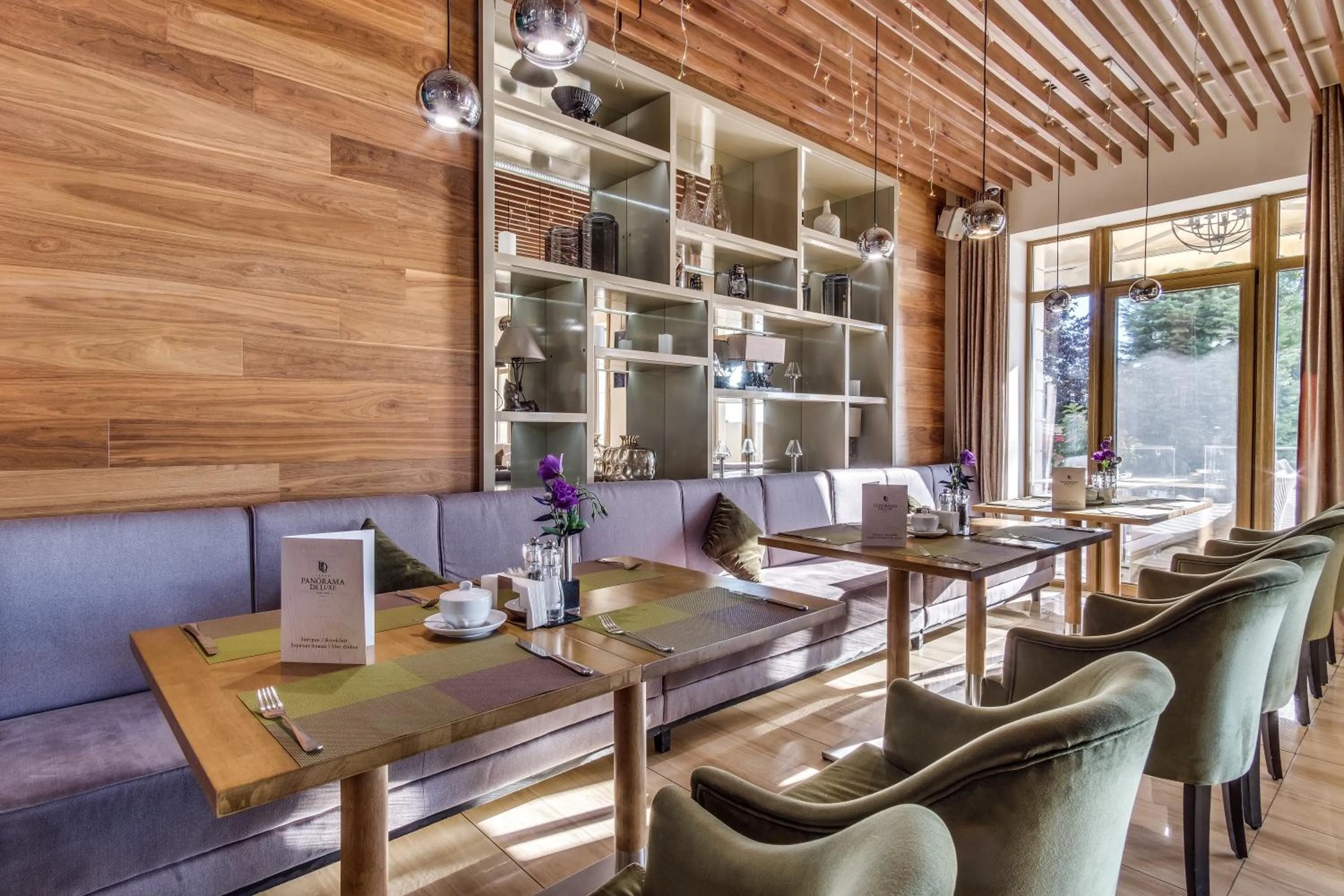 Restaurant/places to eat in Hotel Panorama De Luxe