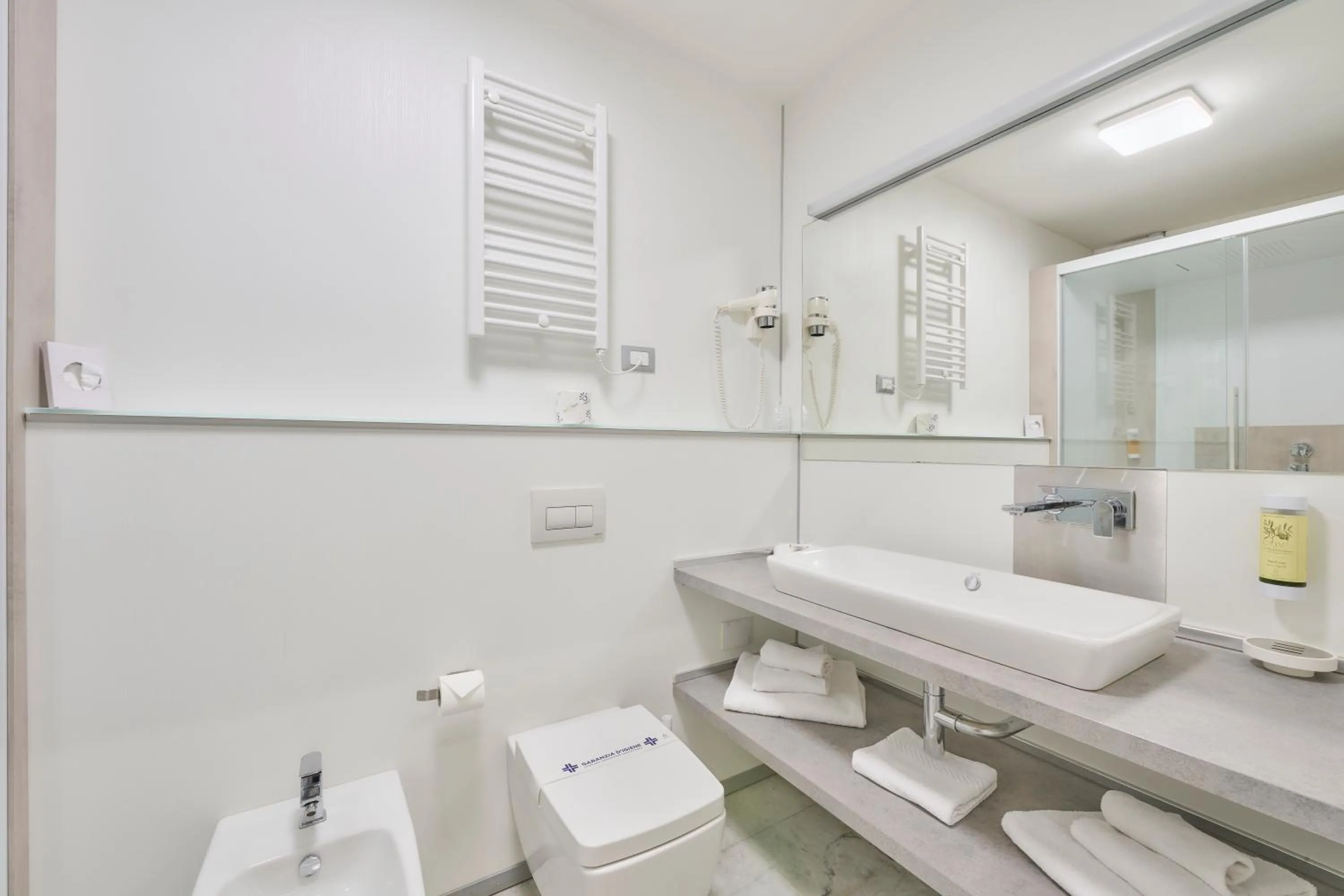 Bathroom in Hotel Tre Ville