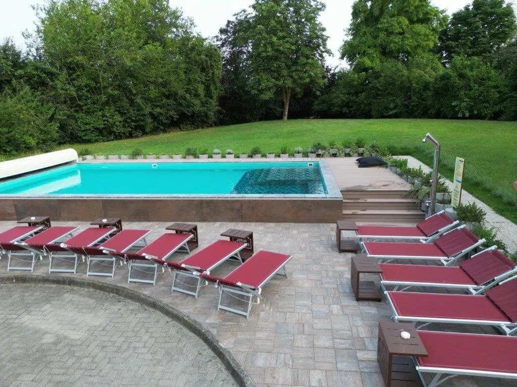 Pool view in Hotel Tre Ville