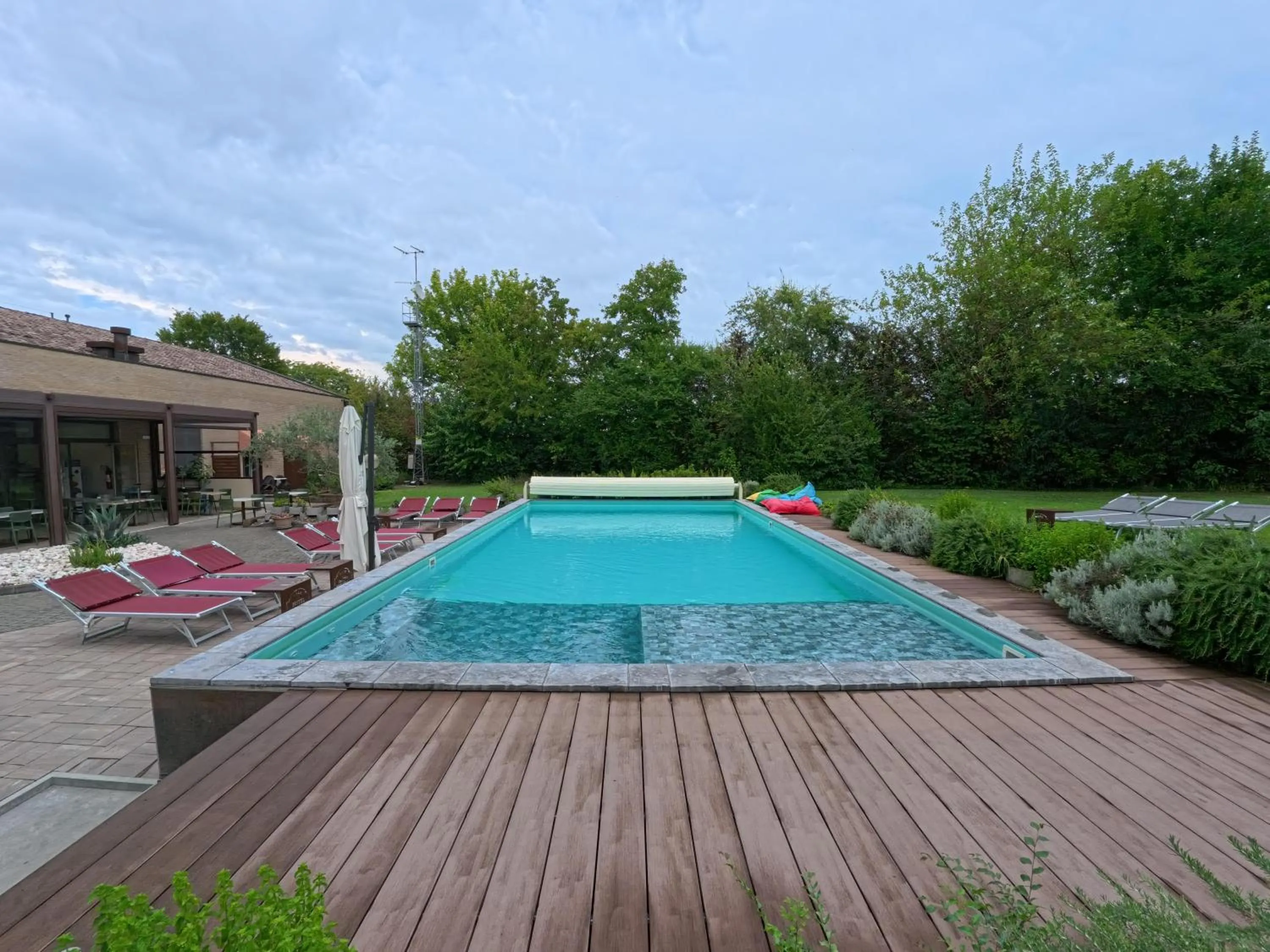 Pool view in Hotel Tre Ville