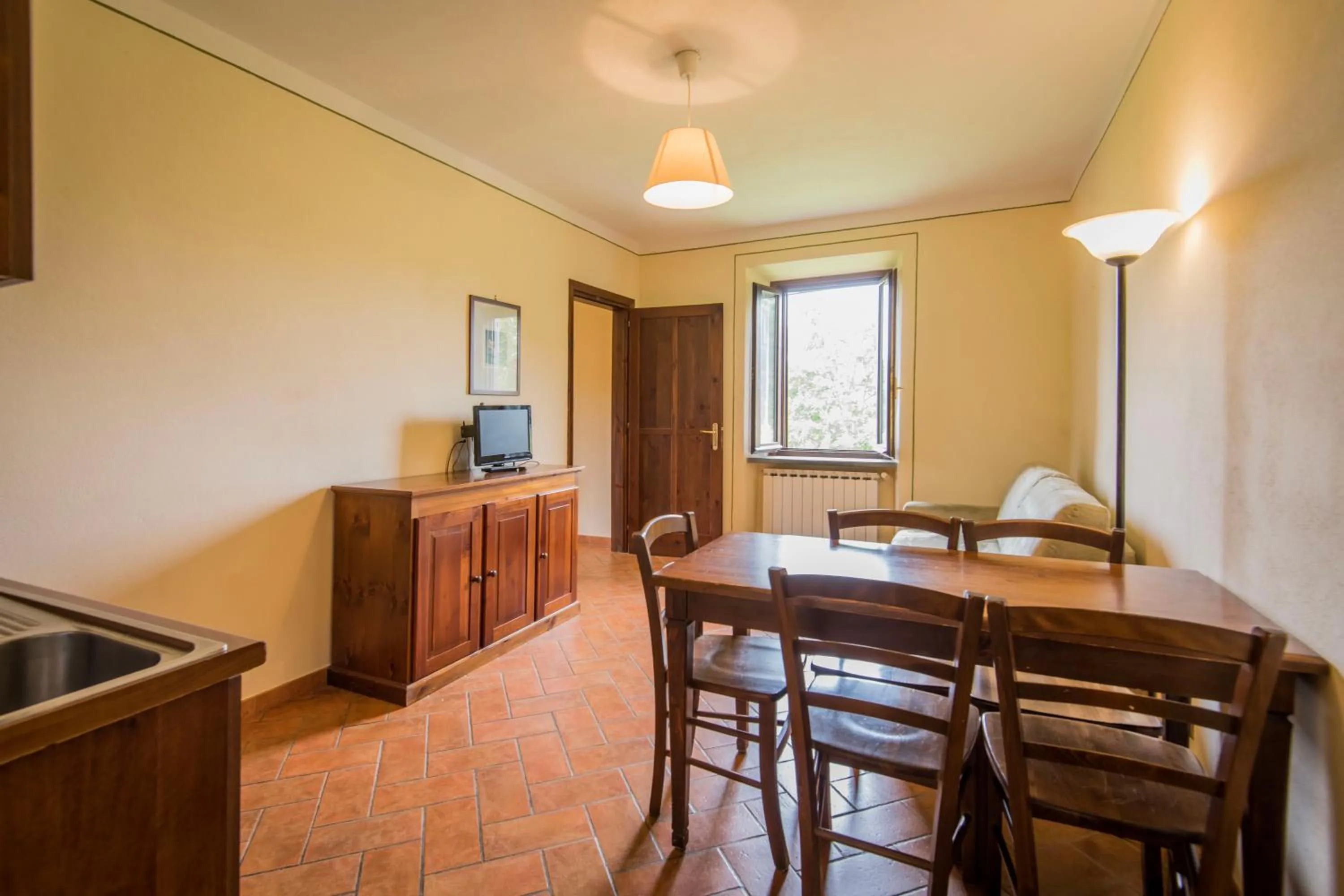 Kitchen or kitchenette in Tenuta Agricola dell'Uccellina