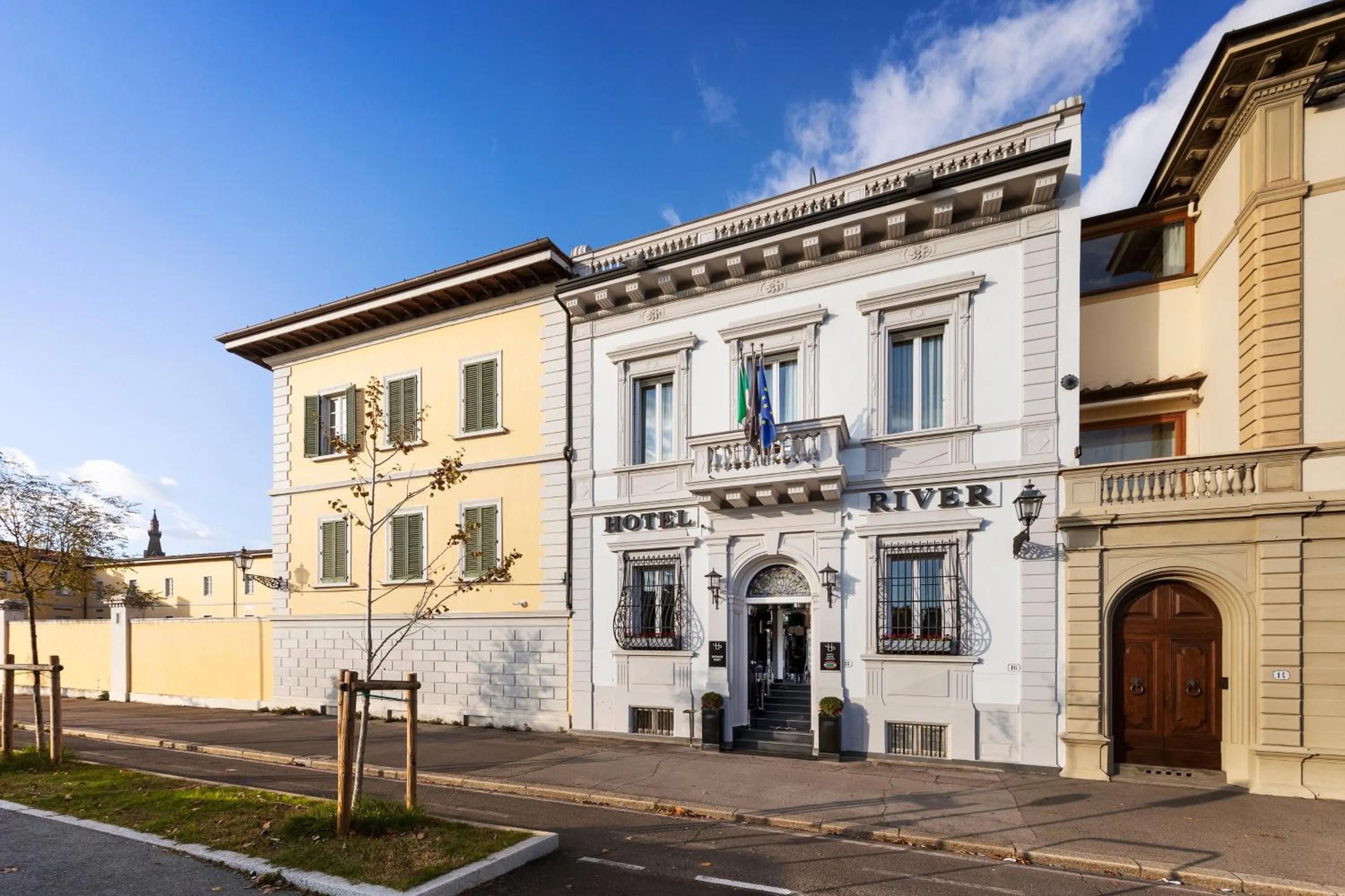 Property building in LHP Hotel River & SPA