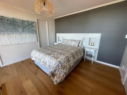 Studio & Cabin on Whitby