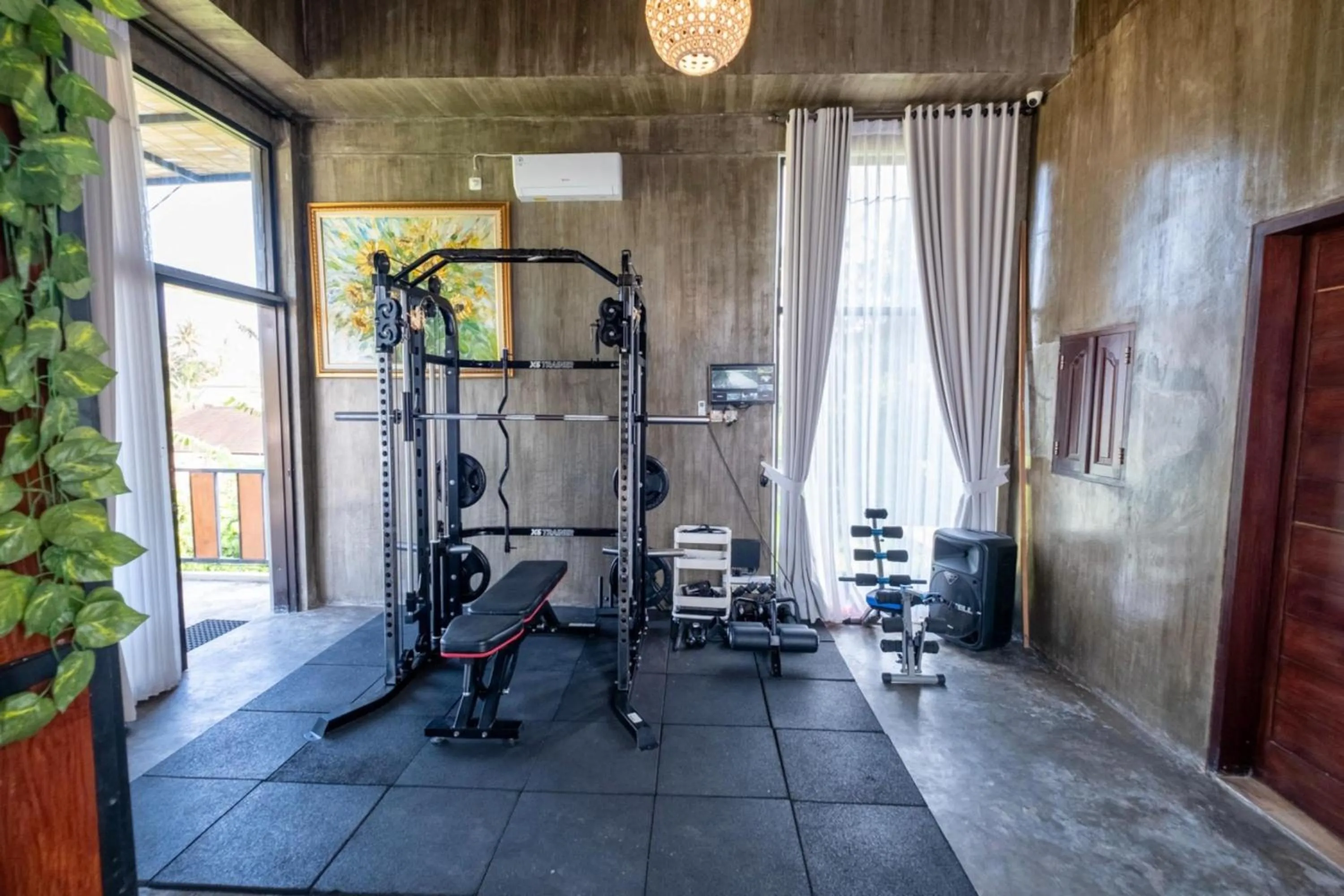 Fitness centre/facilities in Elemento Homestay Badung