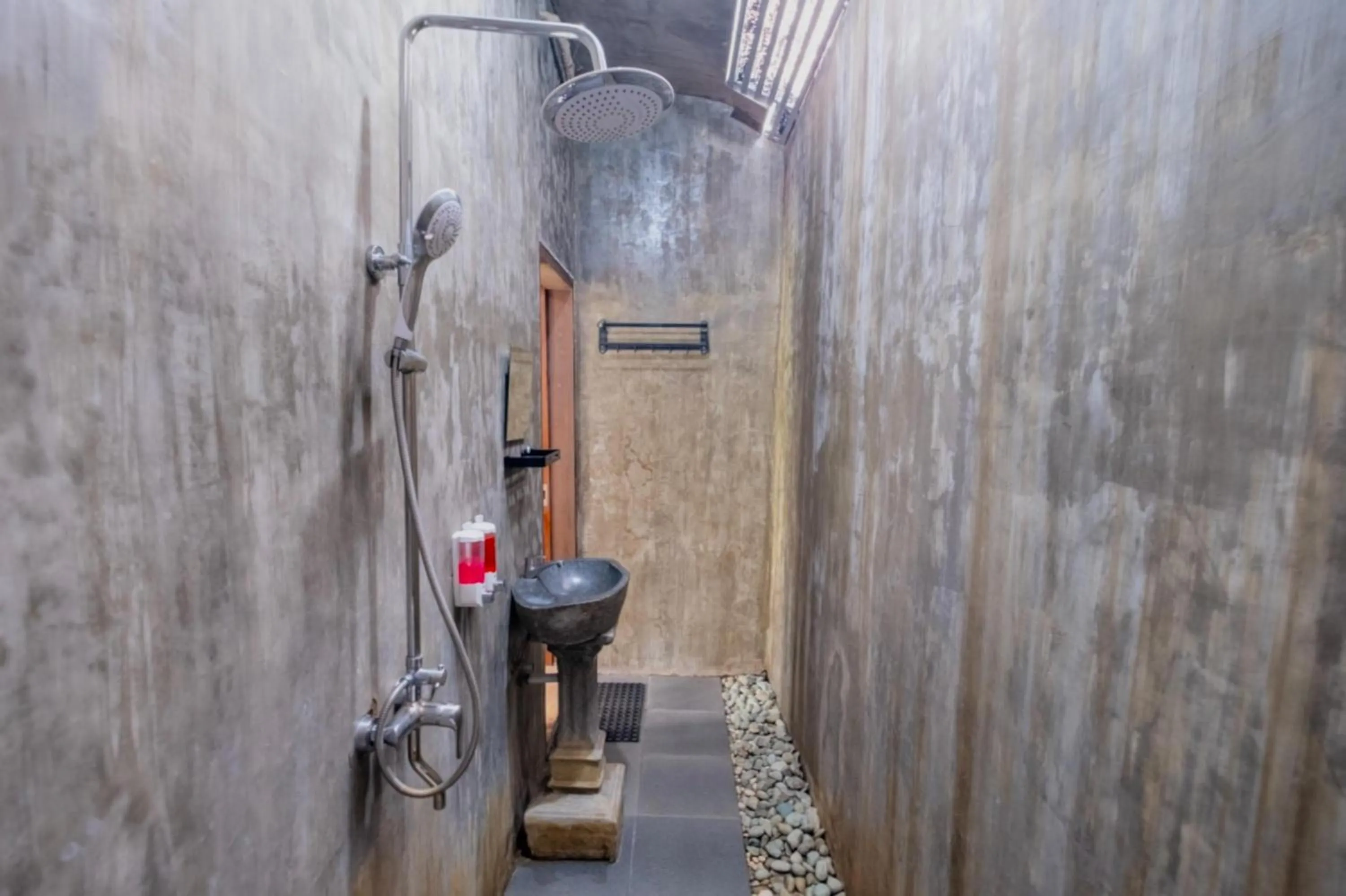 Bathroom in Elemento Homestay Badung