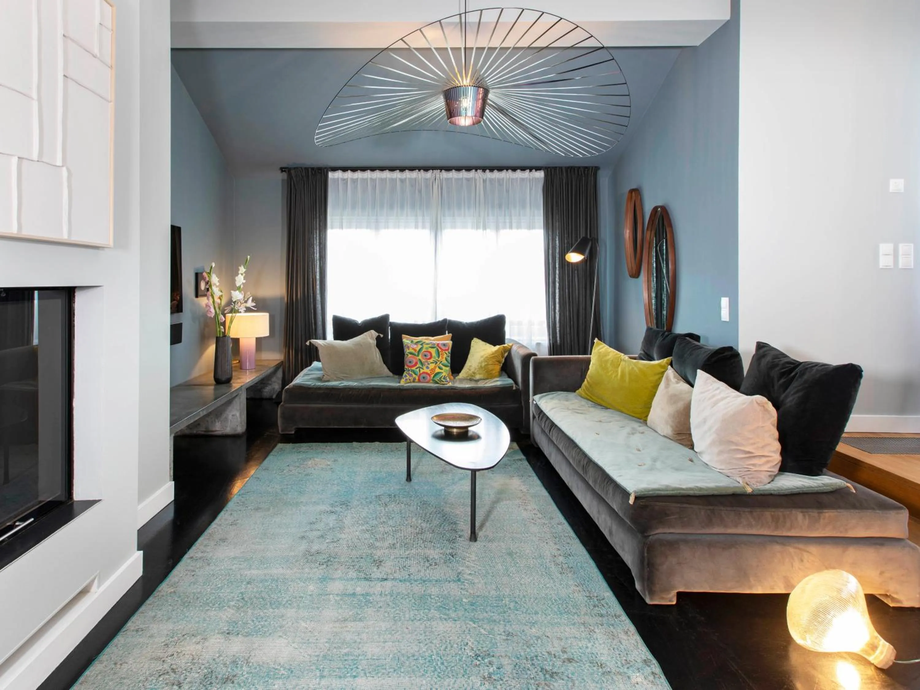 fireplace, Bed in Gorki Apartments