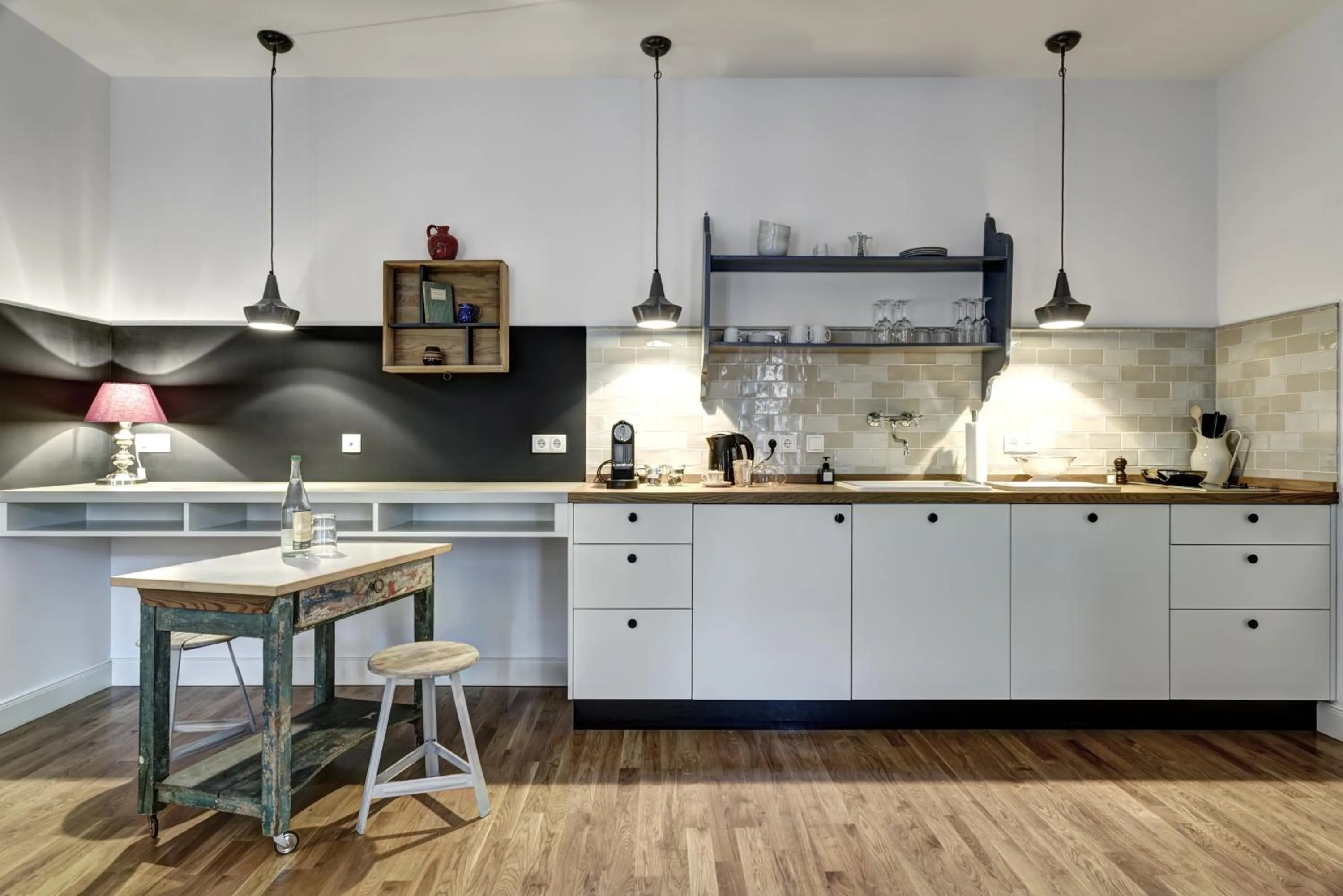 Kitchen or kitchenette in Gorki Apartments