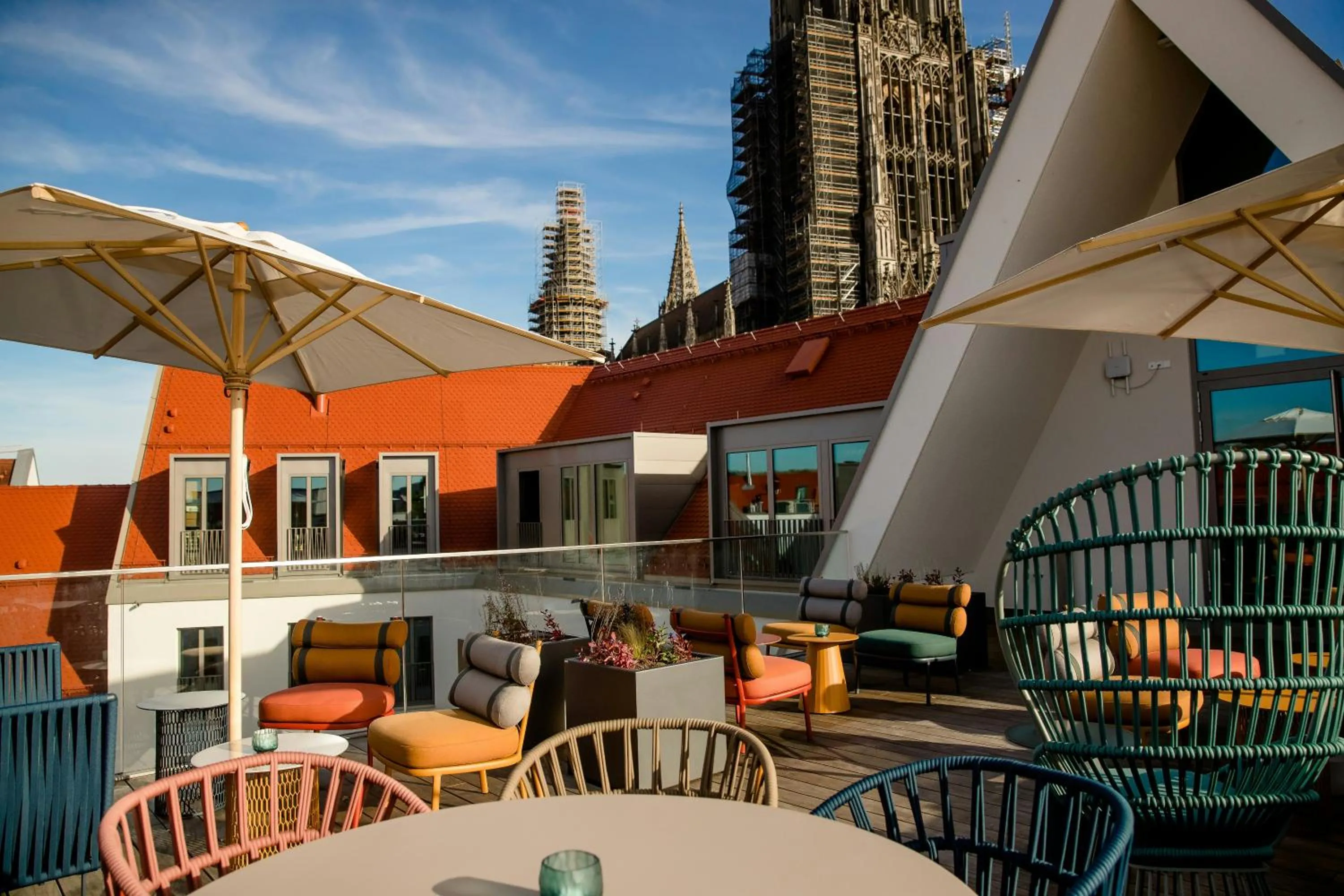 Lounge or bar in Motel One Ulm