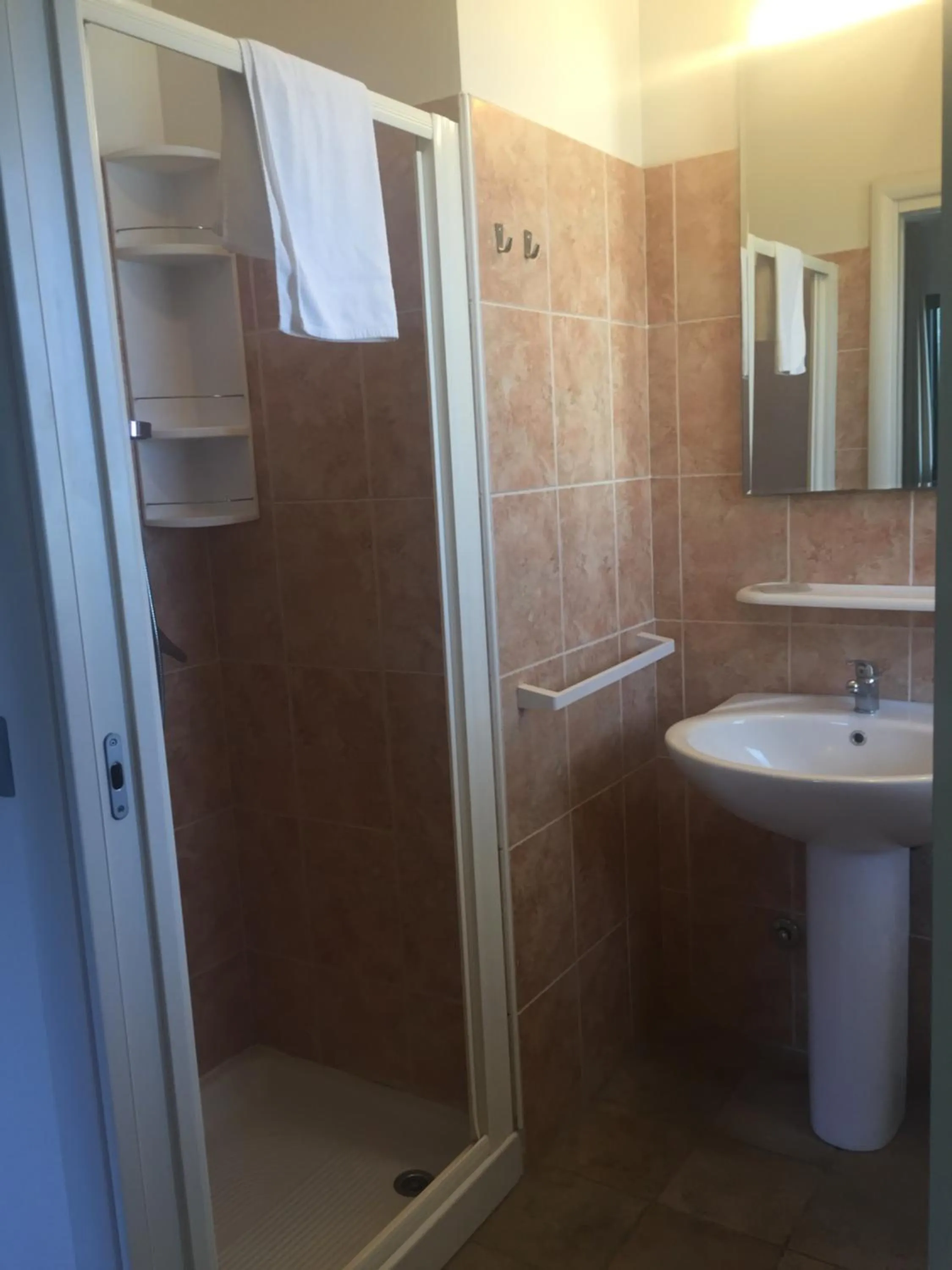 Shower in Villaggio Mithos