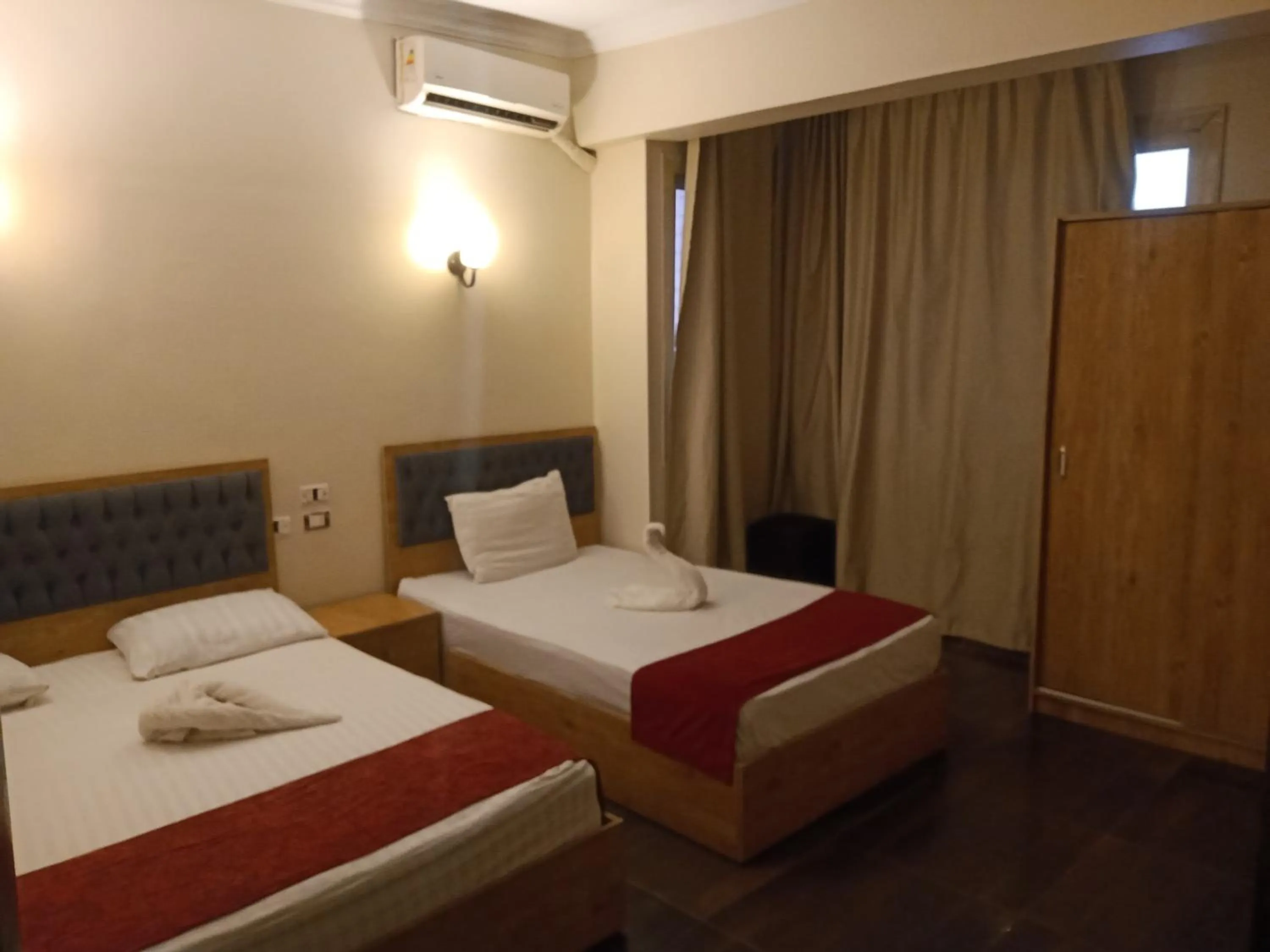 Bed in Town View Hotel