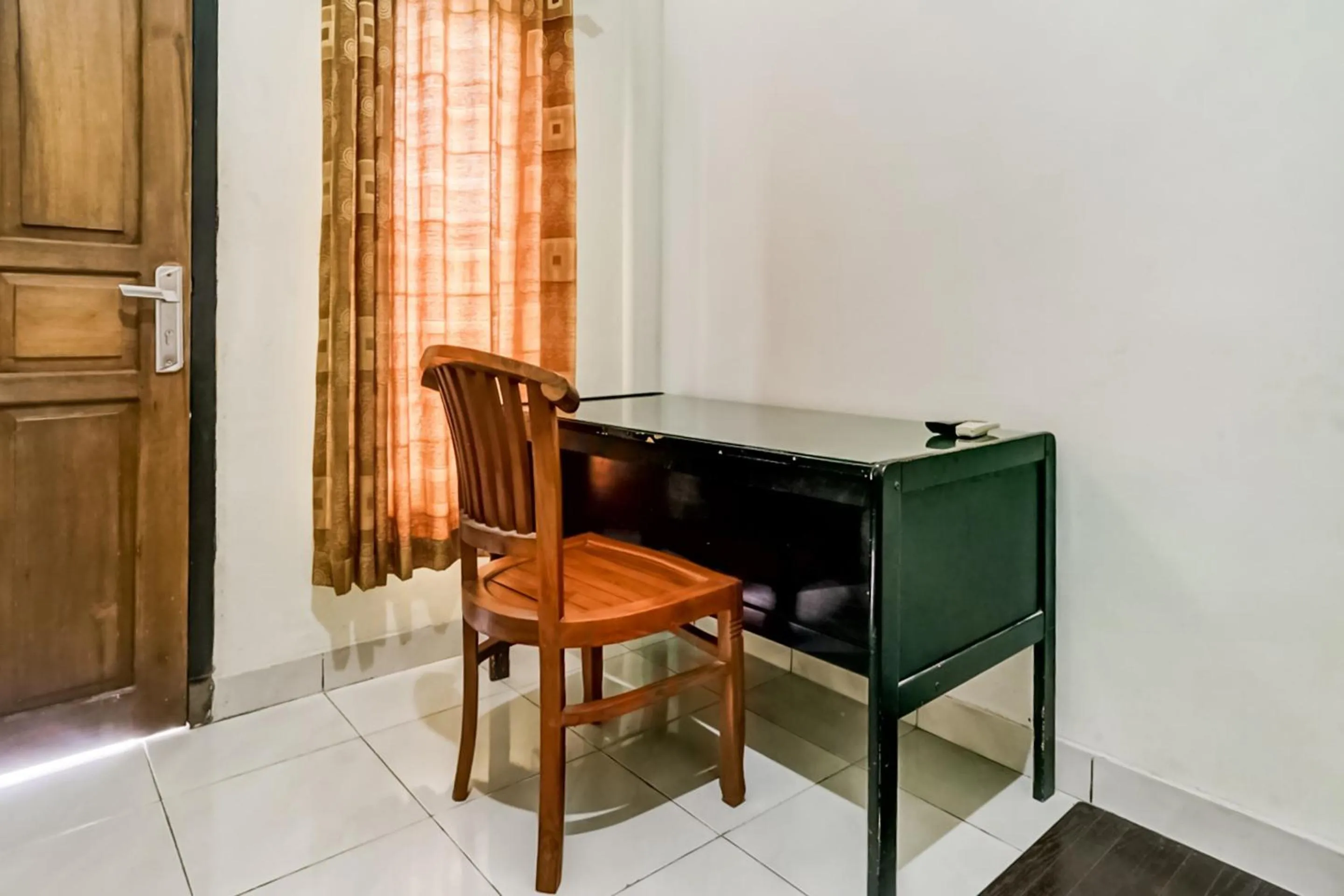 Bedroom in OYO Life 91160 Wisma Srijaya Syariah