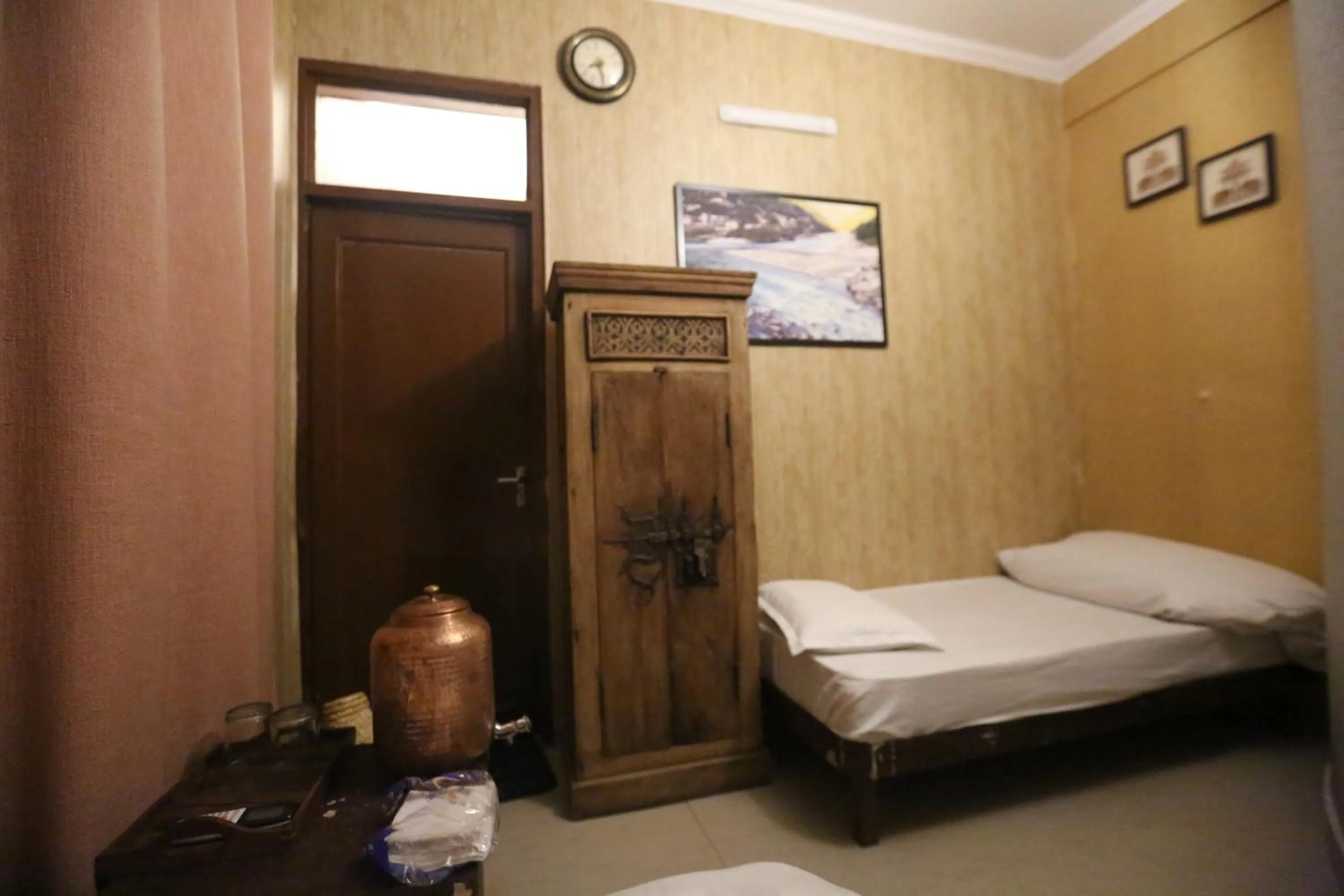 Bed in Vedic Dham Ganga