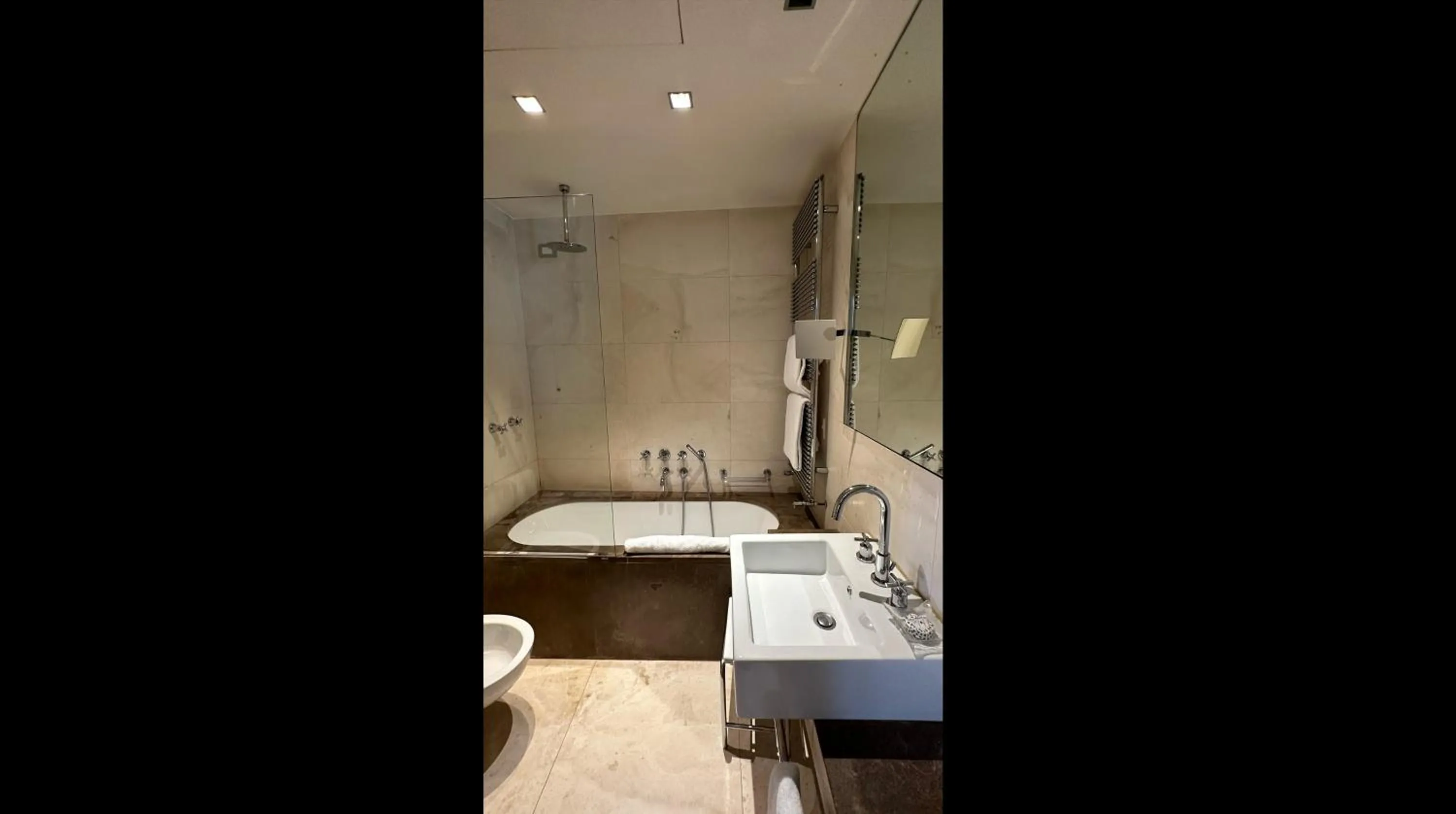 Bathroom in Ca' Nigra Lagoon Resort