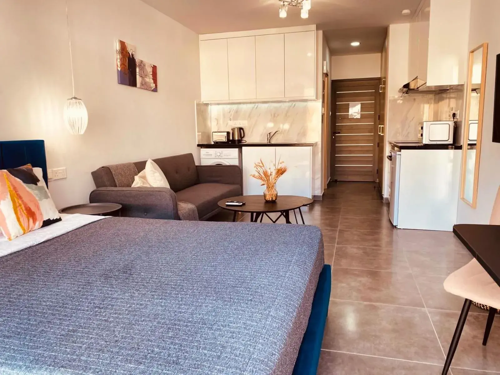 Apartment with Balcony in Phaedrus Living: Seaside Luxury Flat Athina 118 Apartment with Balcony in Phaedrus Living: Seaside Luxury Flat Athina 118