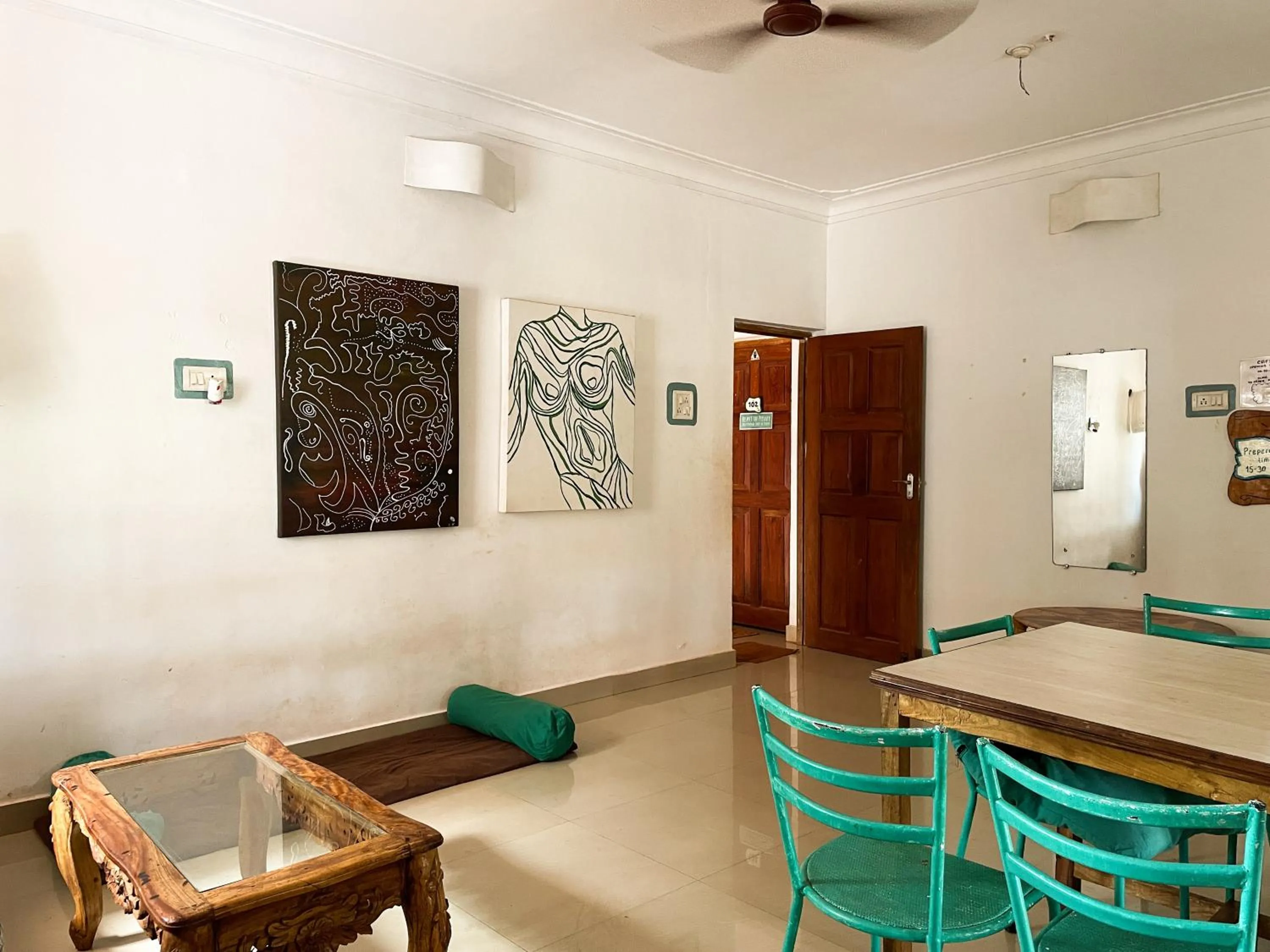 Seating area in Tranquilo Arambol