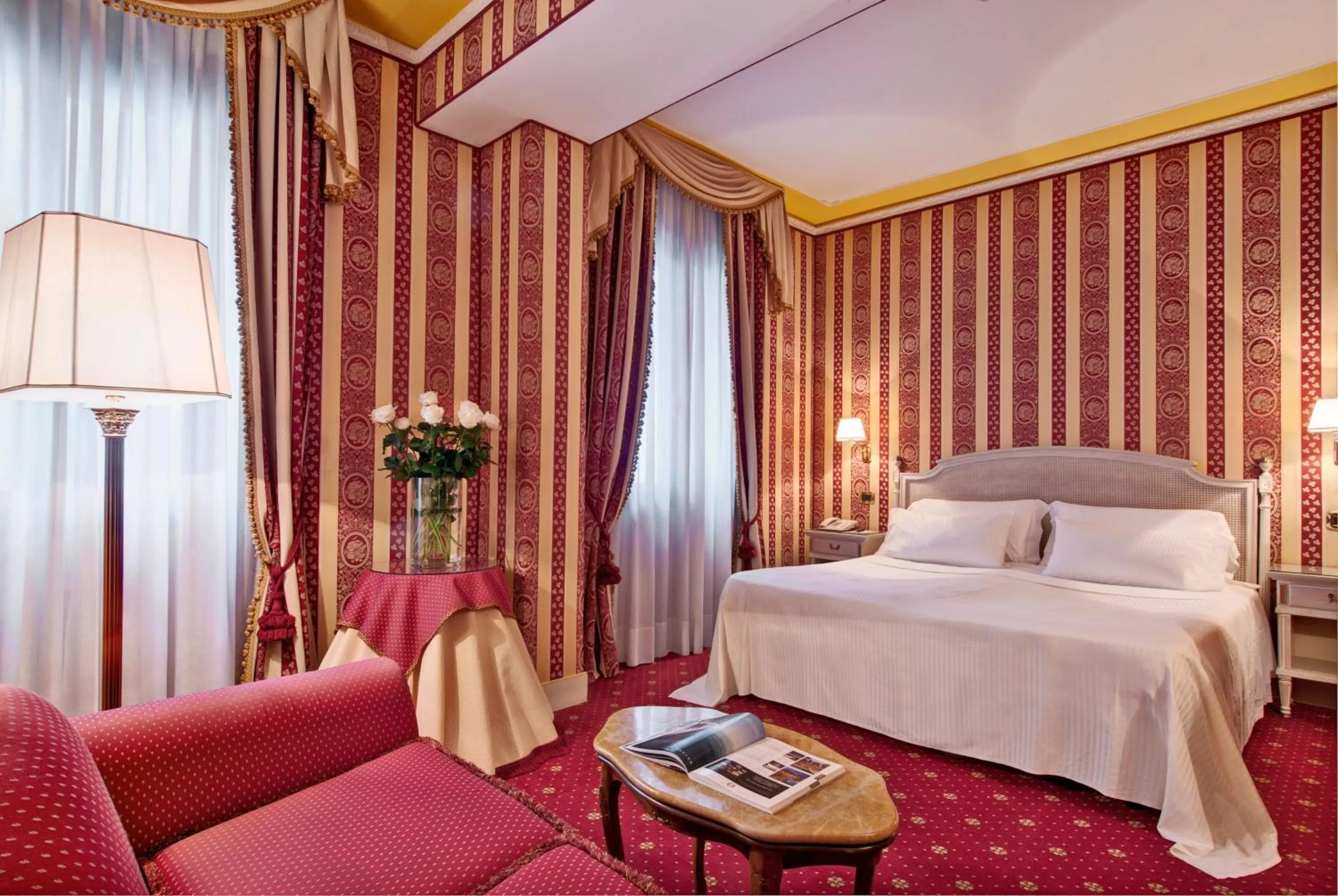 Bed in Sina Palazzo Sant'Angelo