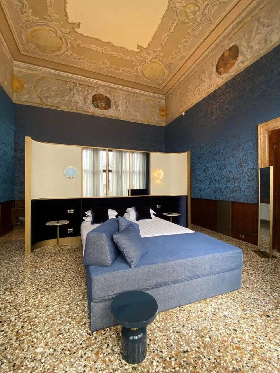 Bed in Ca' Vendramin Zago