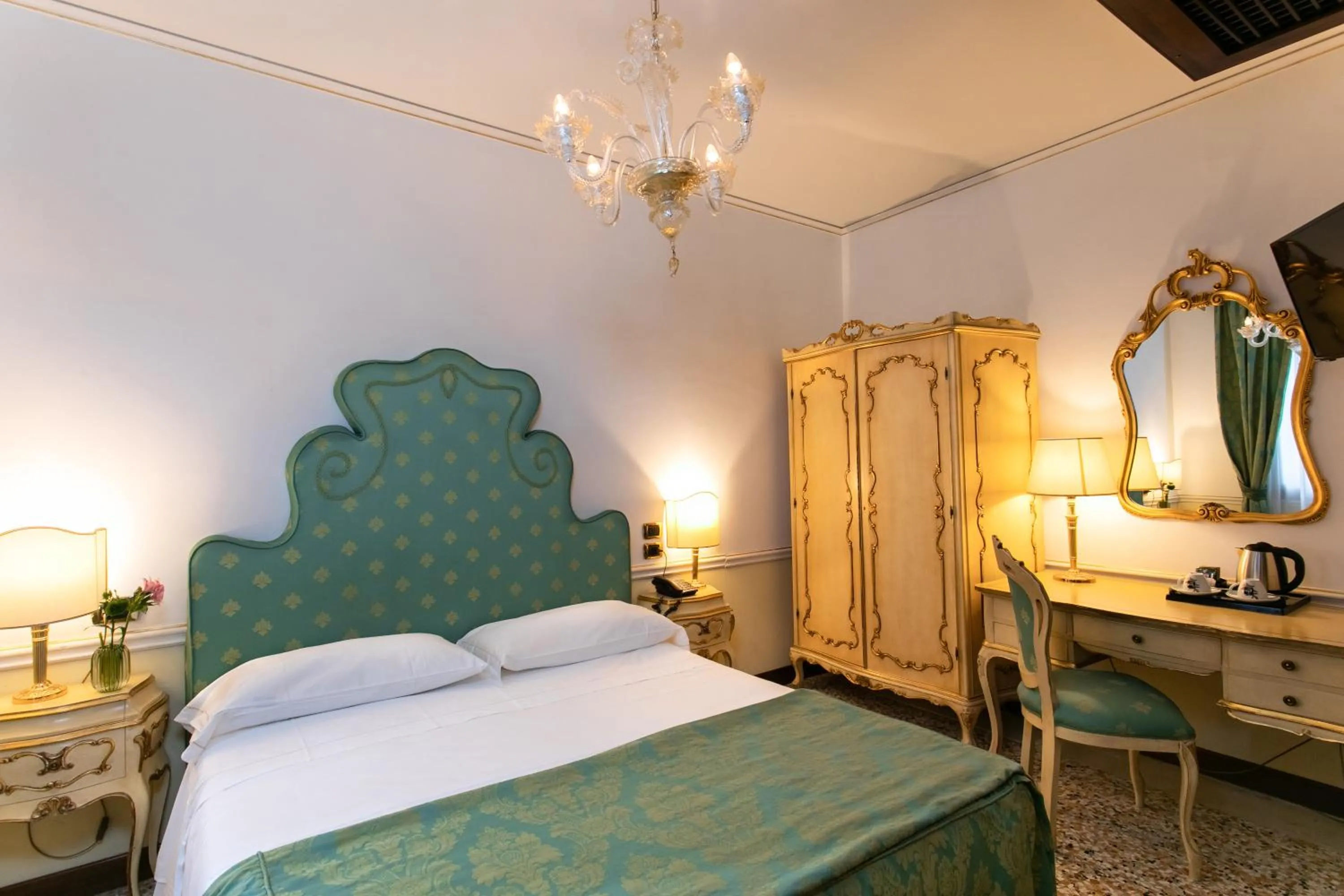 Bed in Ca' Vendramin Zago