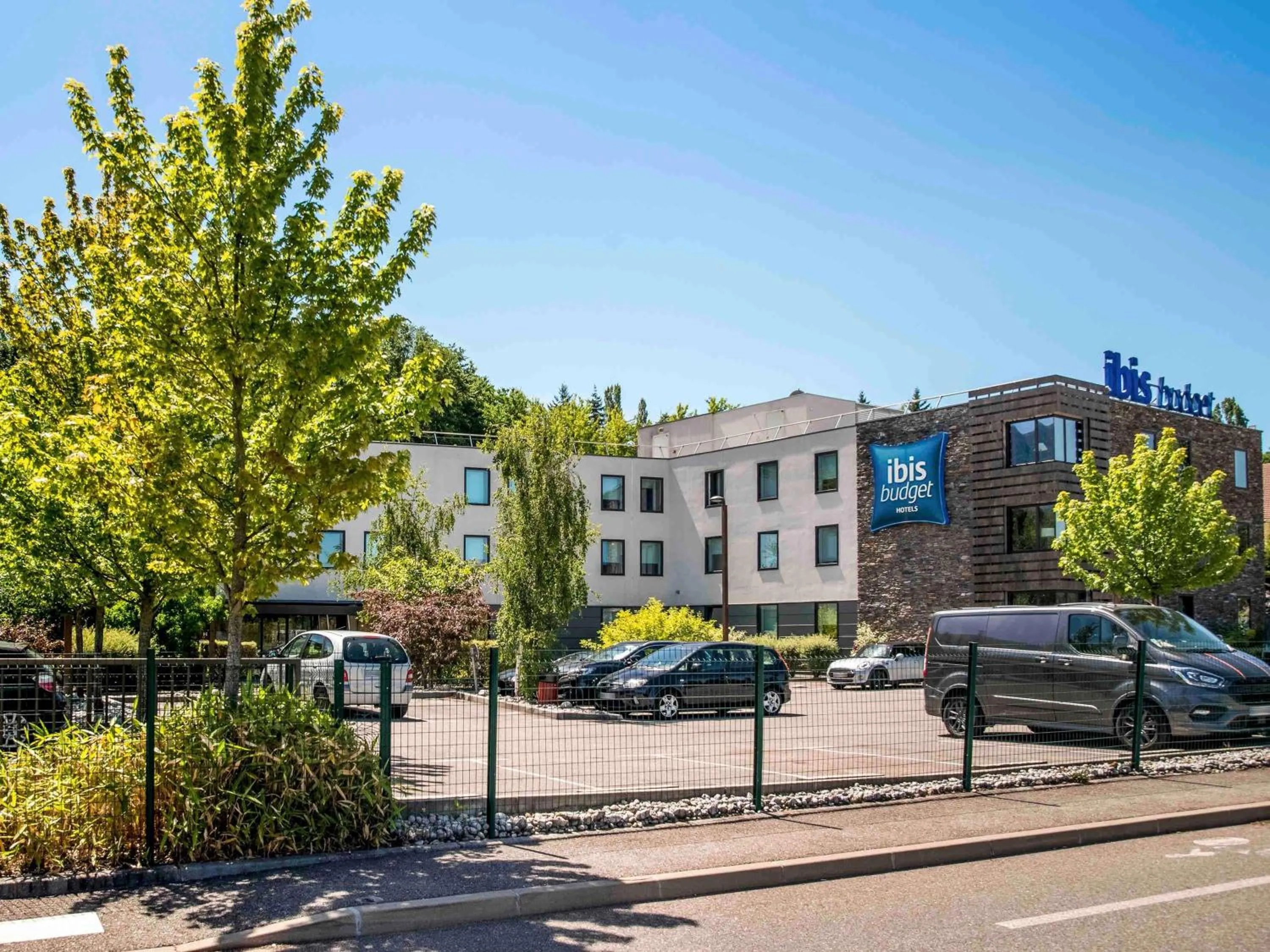Property building in Ibis Budget Archamps Porte de Genève
