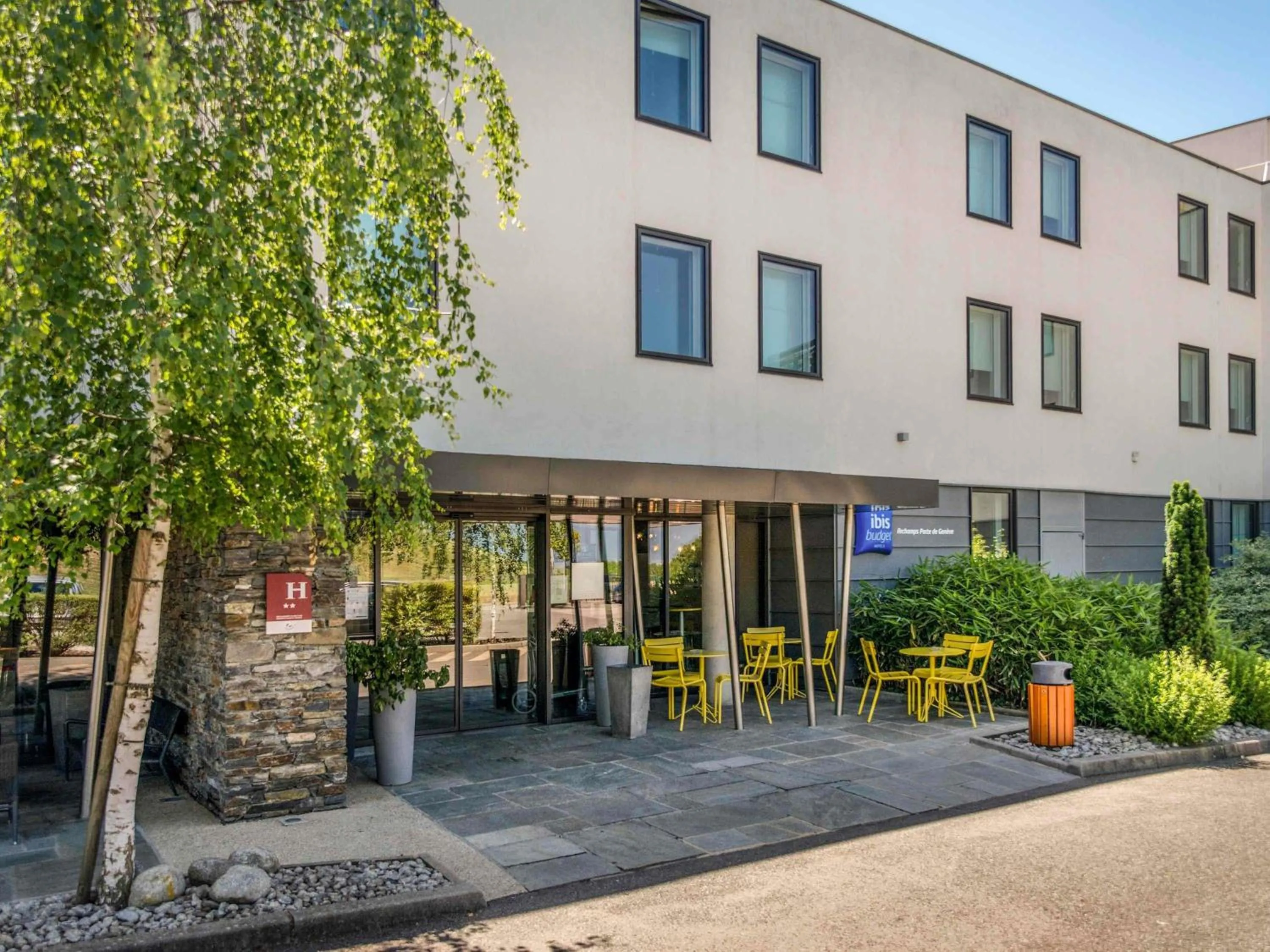 Property building in Ibis Budget Archamps Porte de Genève