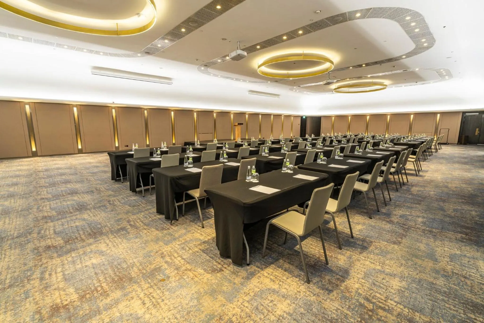 Meeting/conference room in Crowne Plaza Belgrade by IHG