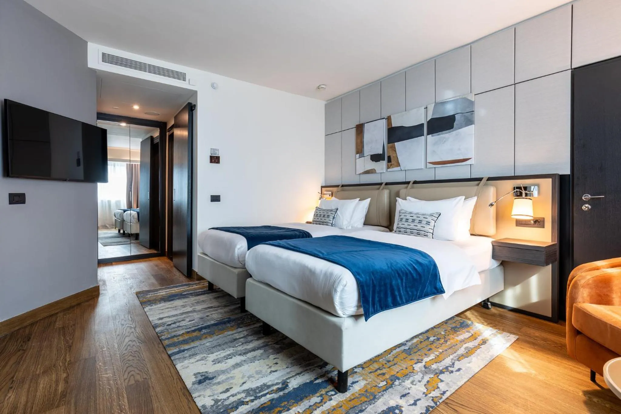 Photo of the whole room, Bed in Crowne Plaza Belgrade by IHG