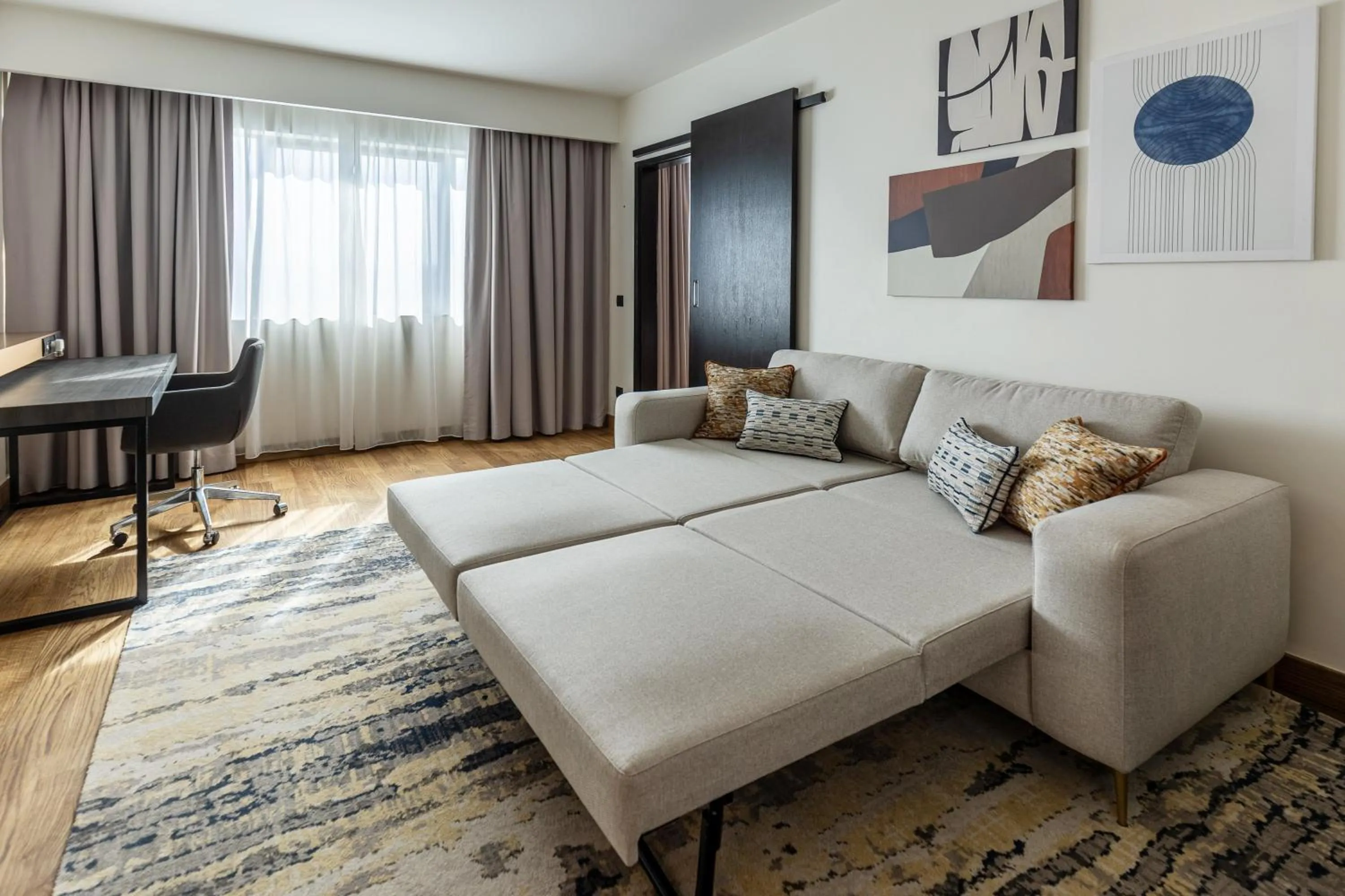 Photo of the whole room, Bed in Crowne Plaza Belgrade by IHG