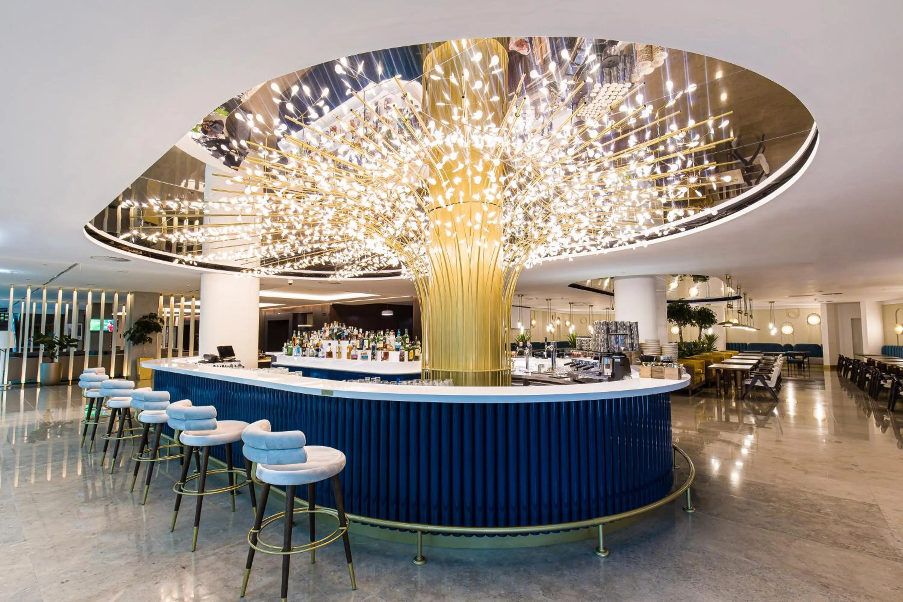 Restaurant/places to eat in Crowne Plaza Belgrade by IHG