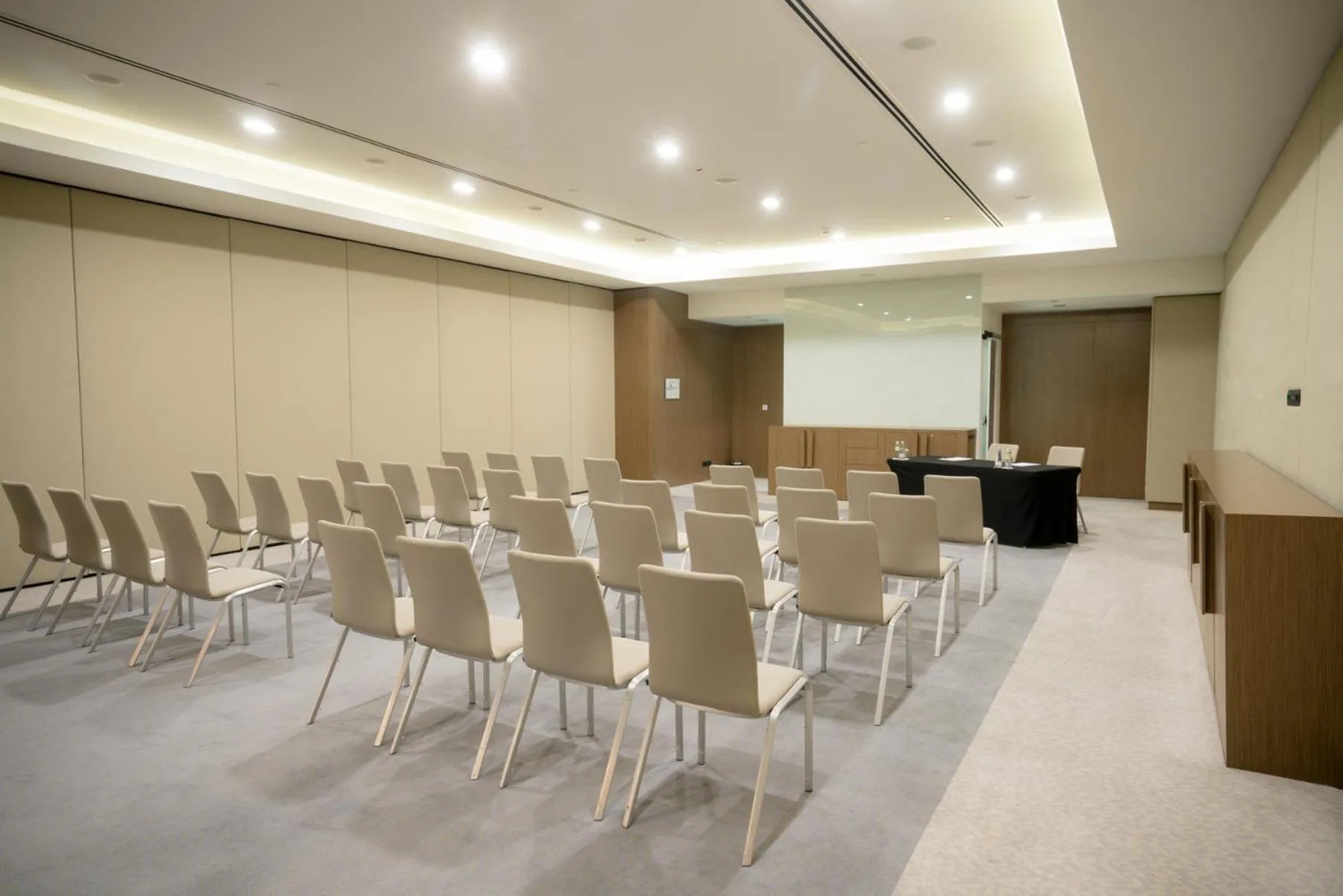 Meeting/conference room in Crowne Plaza Belgrade by IHG