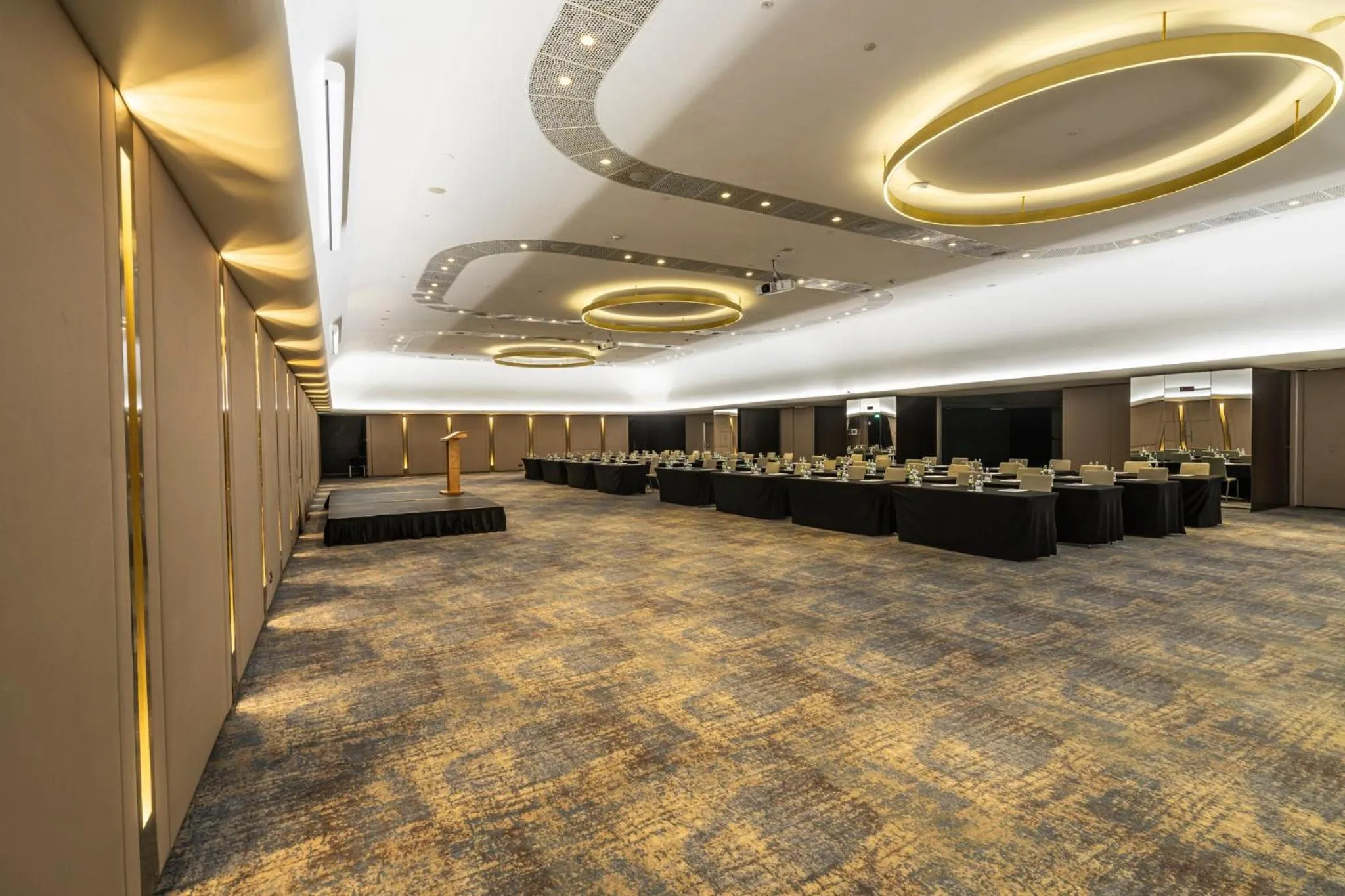 Meeting/conference room in Crowne Plaza Belgrade by IHG