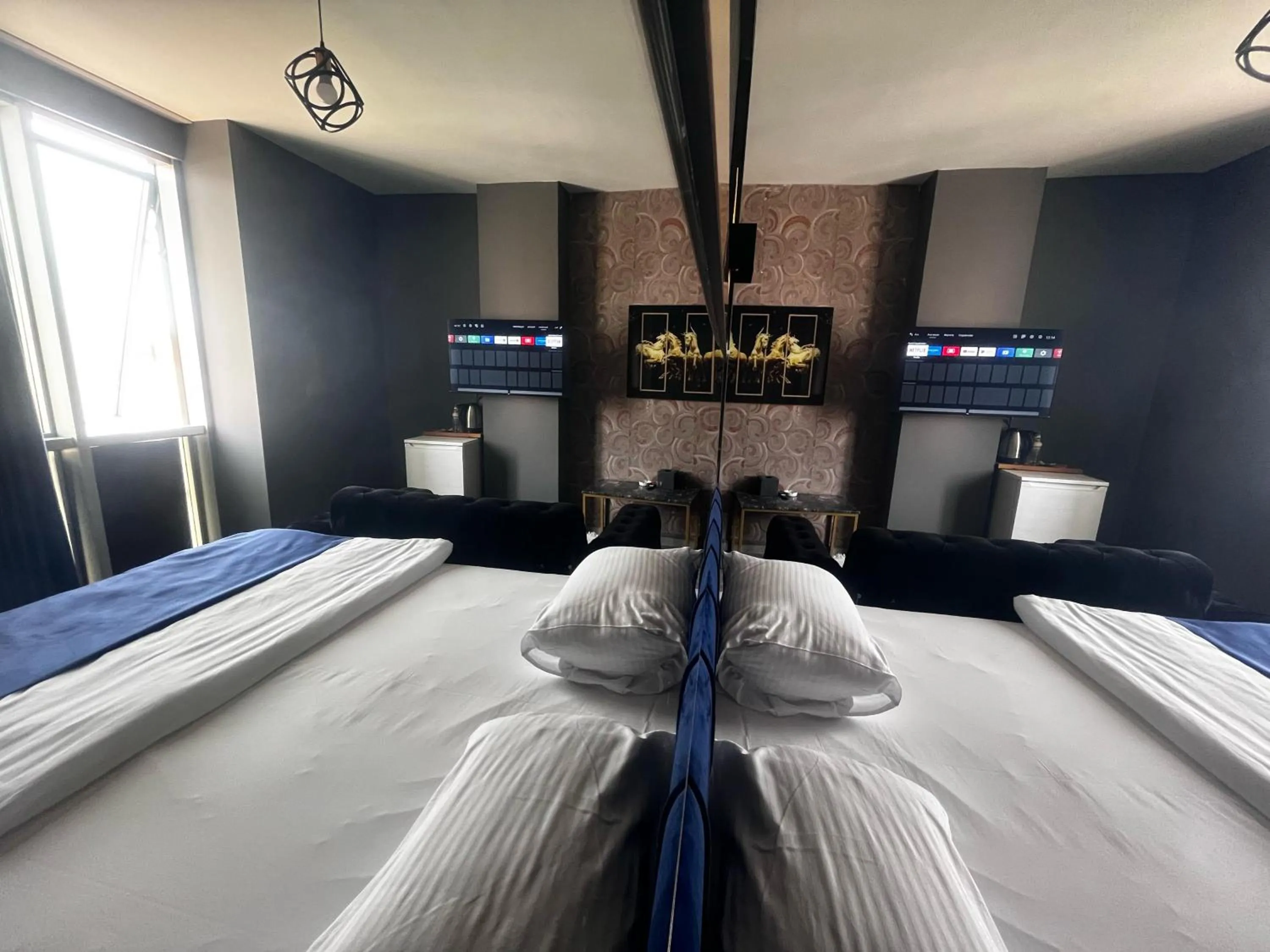 Bed in 216 Hill Suites