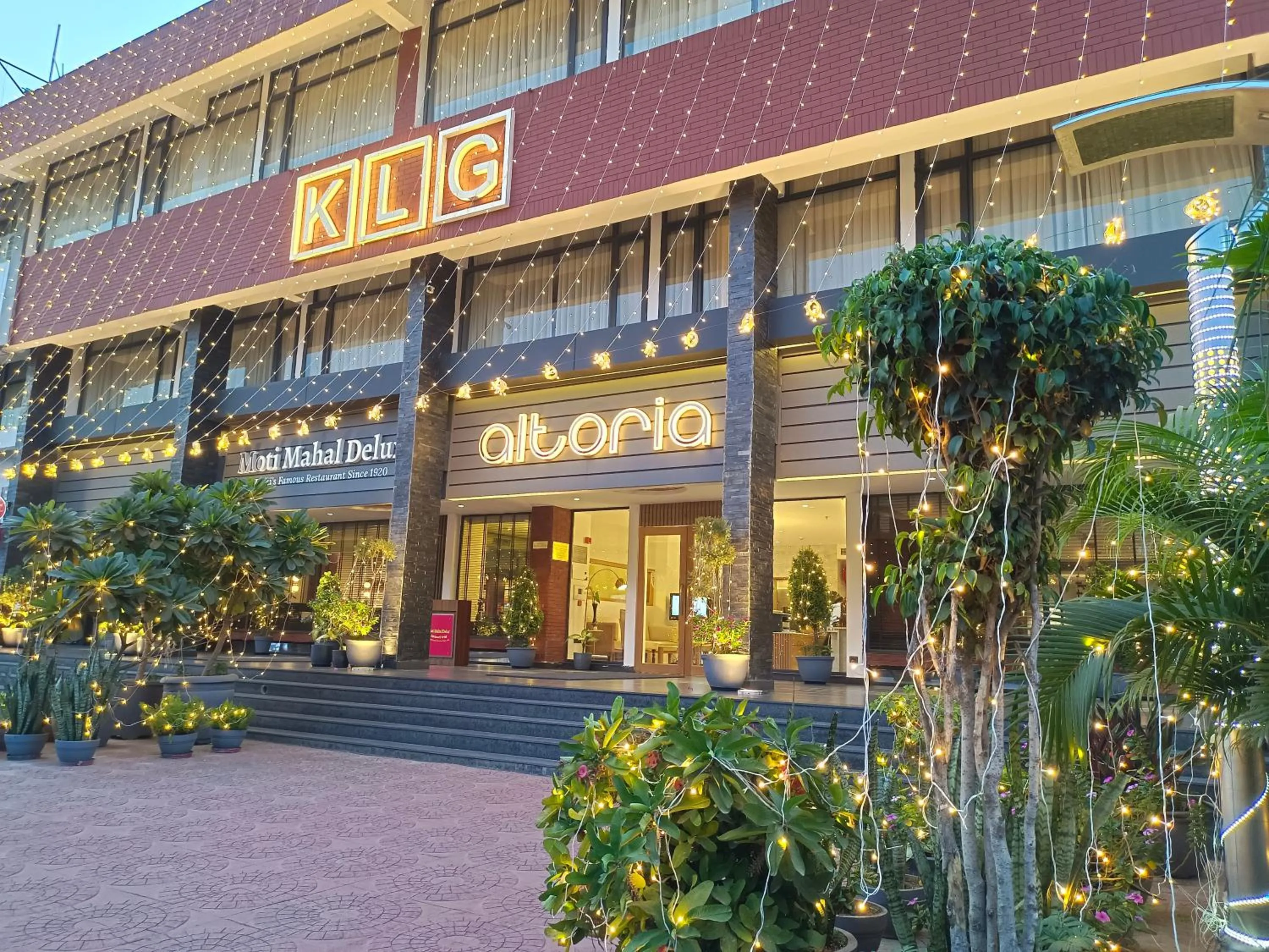 Facade/entrance in HOTEL KLG ALTORIA