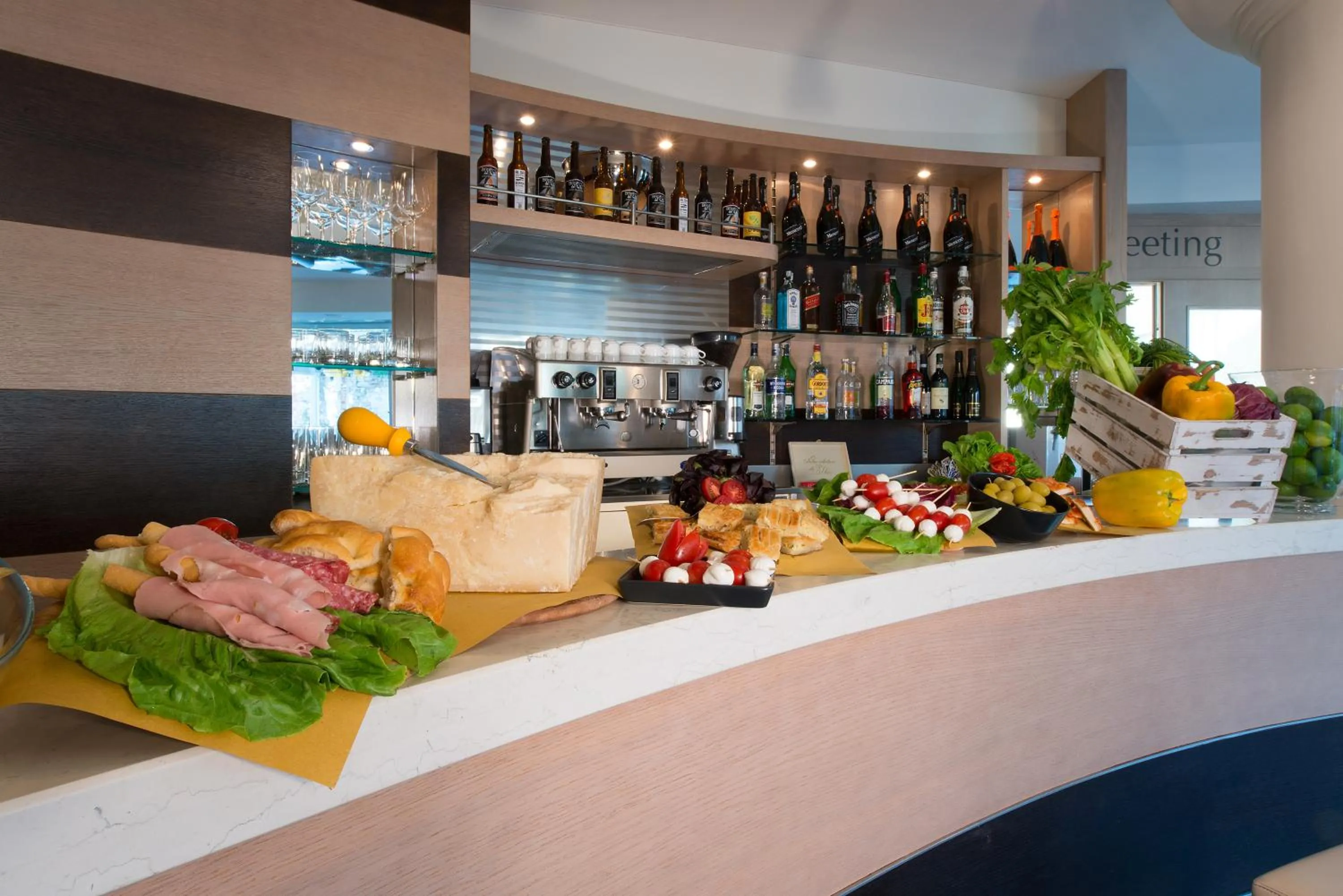 Lounge or bar in CDH Hotel La Spezia
