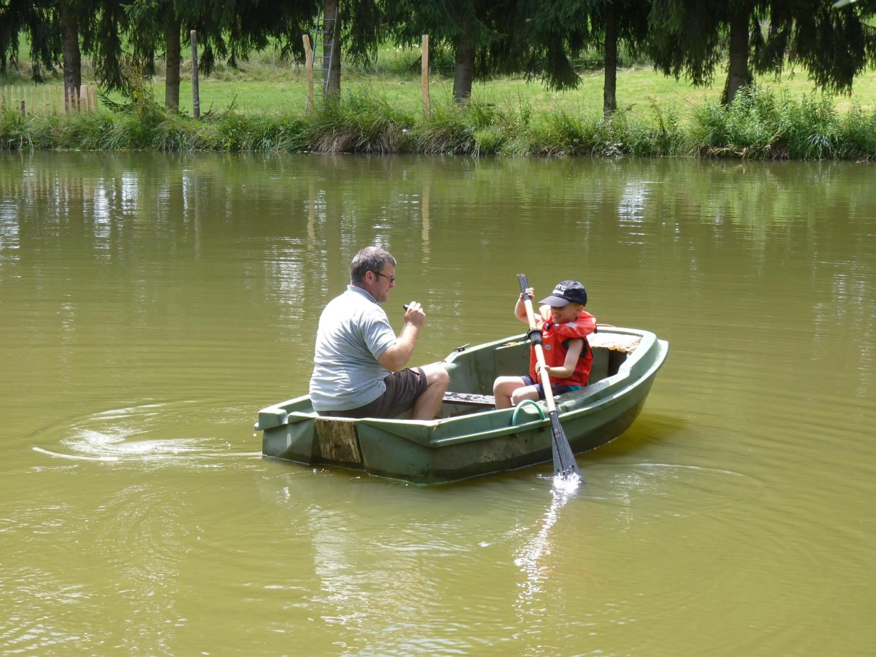 Garden in Chambres d'hôtes - Domaine de la Grangeotte
