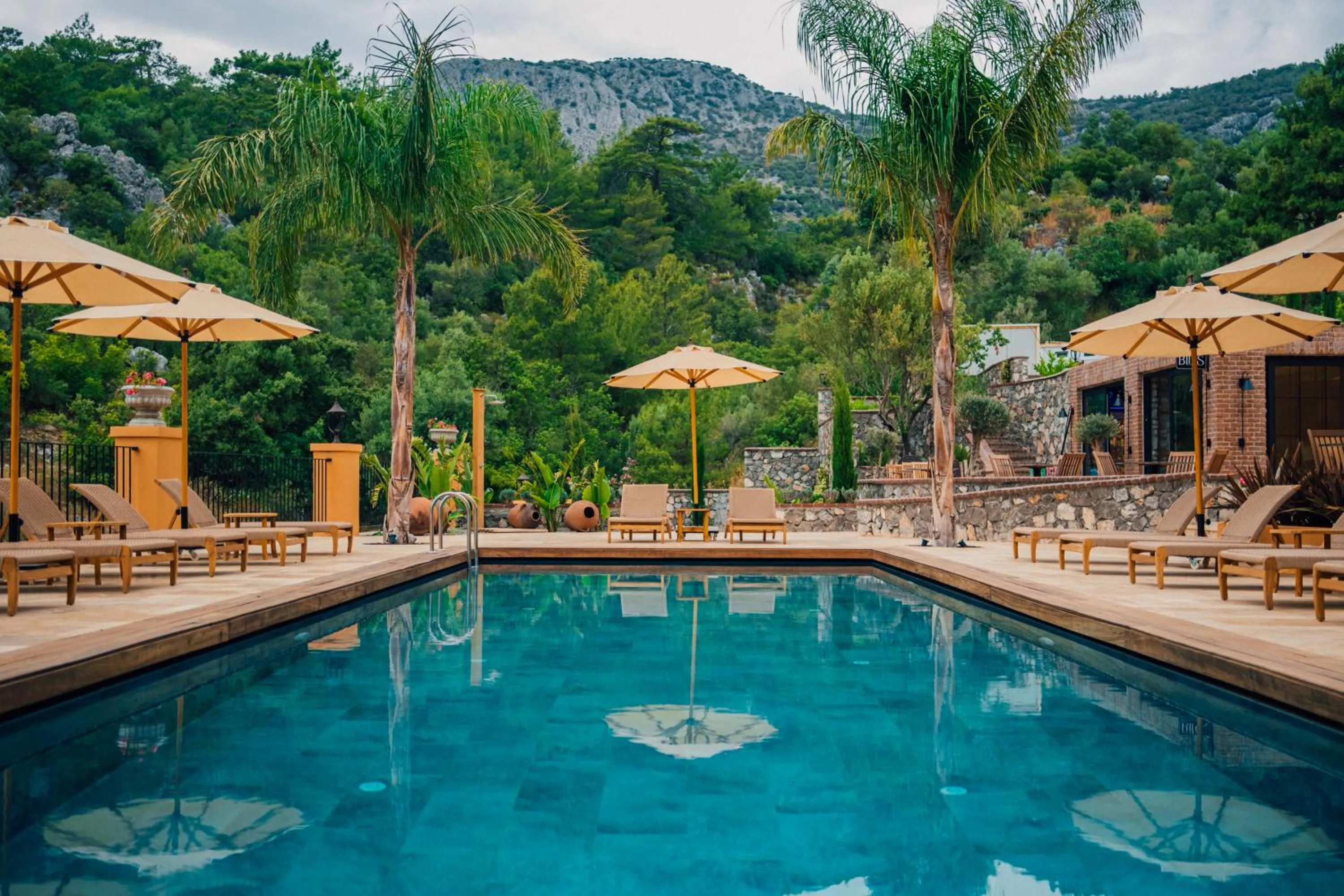 Swimming pool in The Remote Hotel