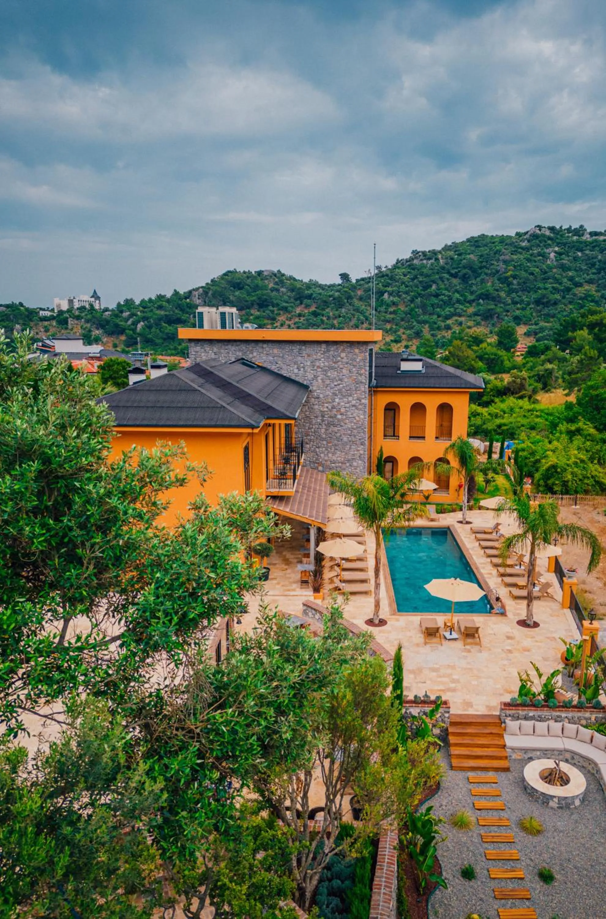 Property building in The Remote Hotel