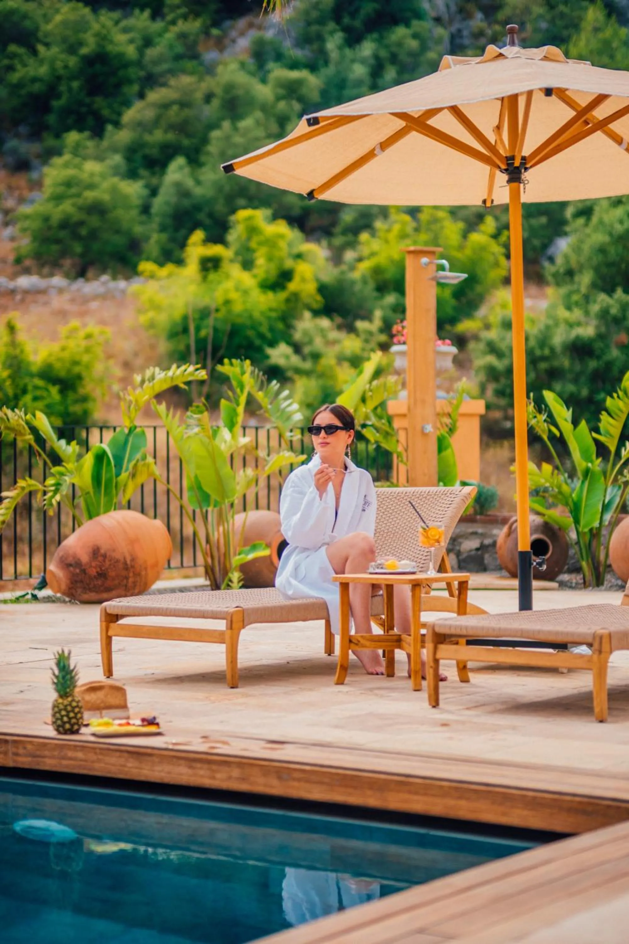 Swimming pool in The Remote Hotel