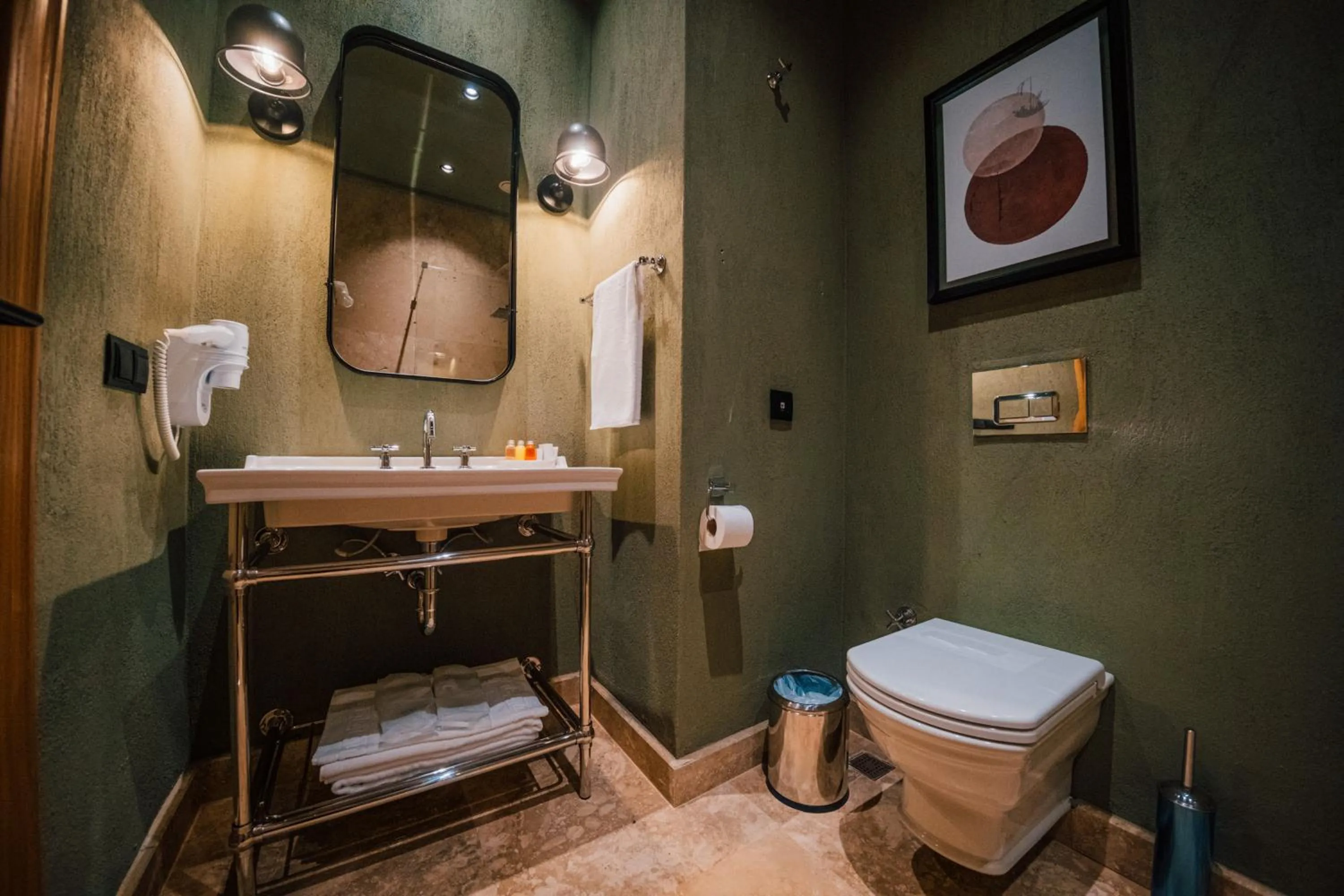 Bathroom in The Remote Hotel